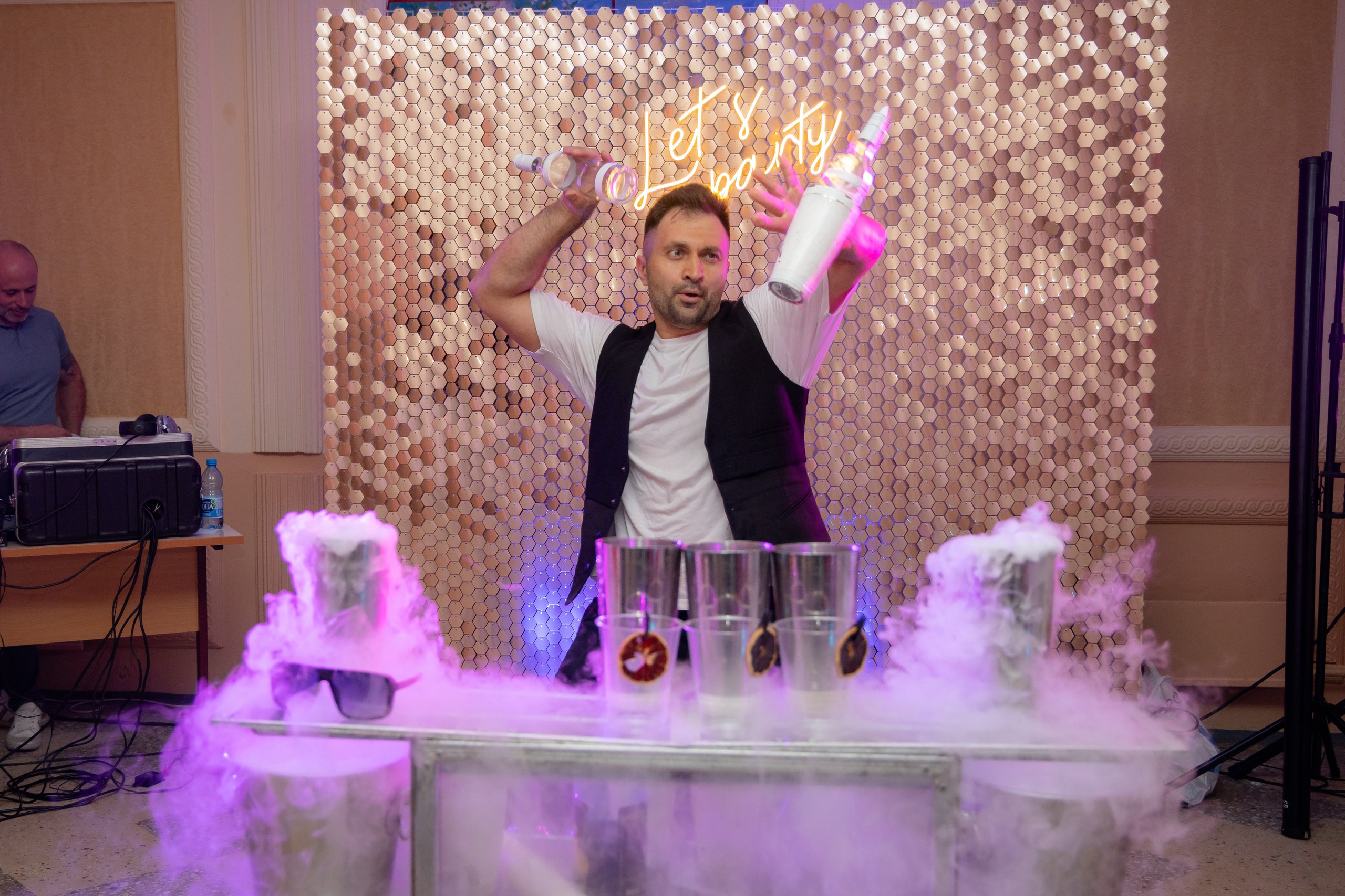 Школьный выпускной 2024 год в Соколе (Минск). Свадебный фотограф в Минске/Беларуси Сергей Спиридонов