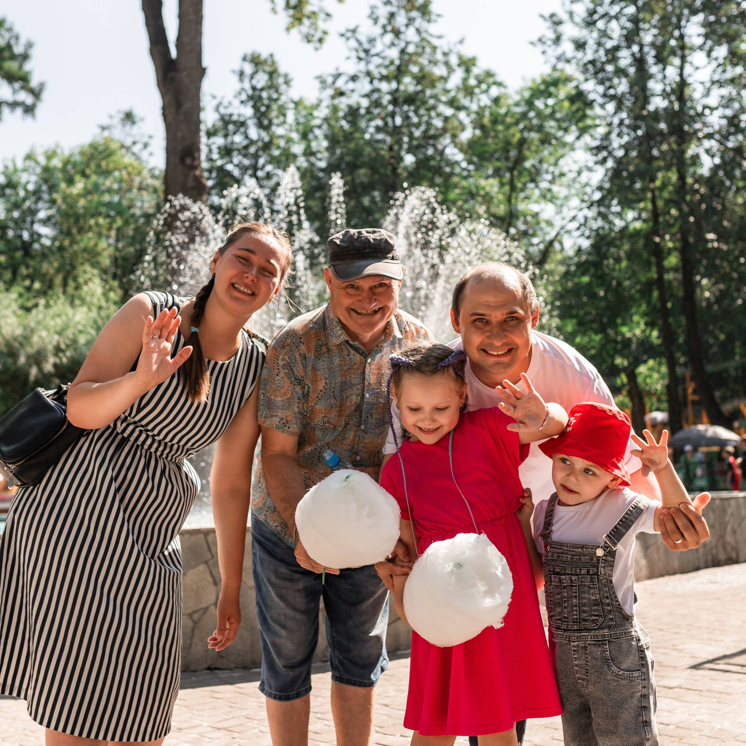 Семейная прогулка. Август 2025. Фотограф Пермь. Свадьбы. Семья и дети, школа, д. сад. Фотокниги