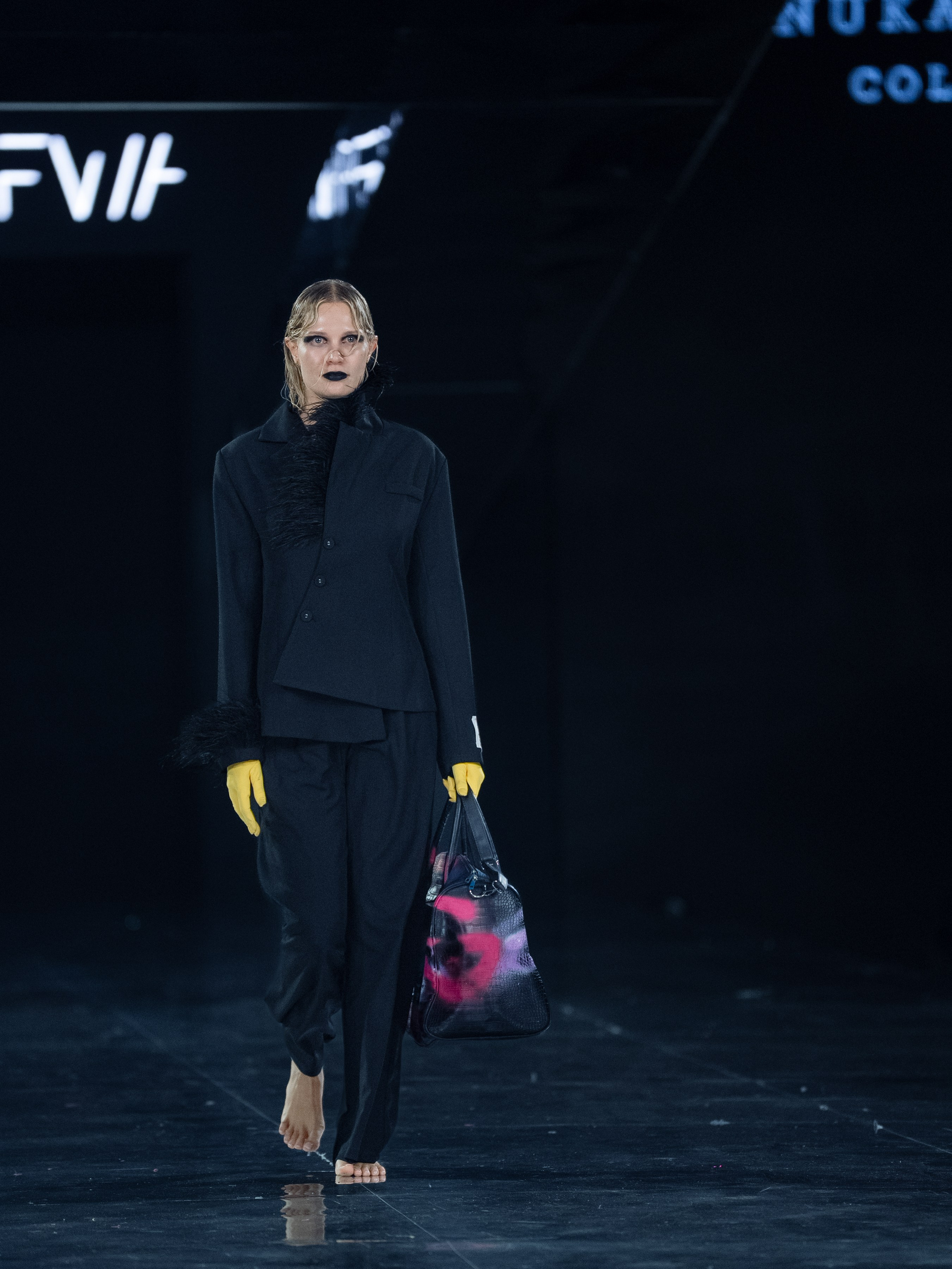 Visa Fashion Week Almaty Manuk Aleksanyan. Сайт Алматинского НЮ АРТ, будуар и фэшн фотографа Дениса Карпенко