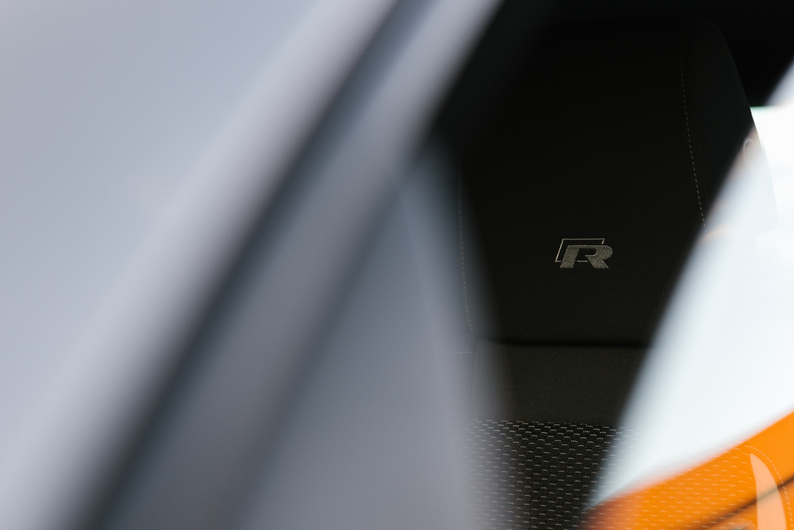 VW Golf R VI. Эстетика Sveta