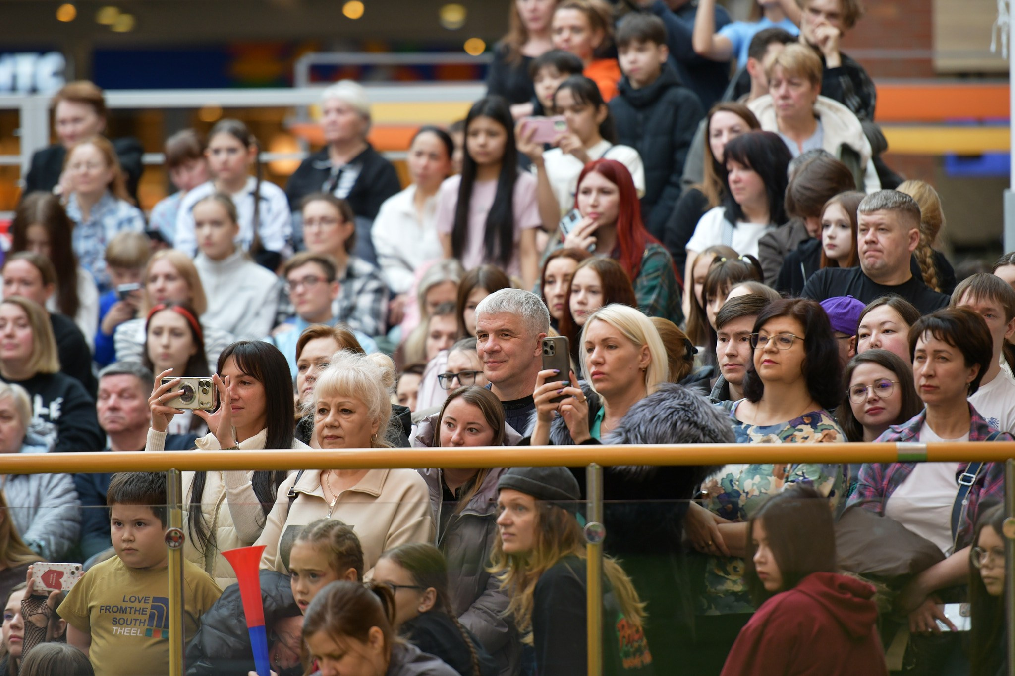 IX Хитовые танцы в ТРЦ «Сургут Сити Молл». Студия по производству фото и видеоконтента «АППЕРТУРА»