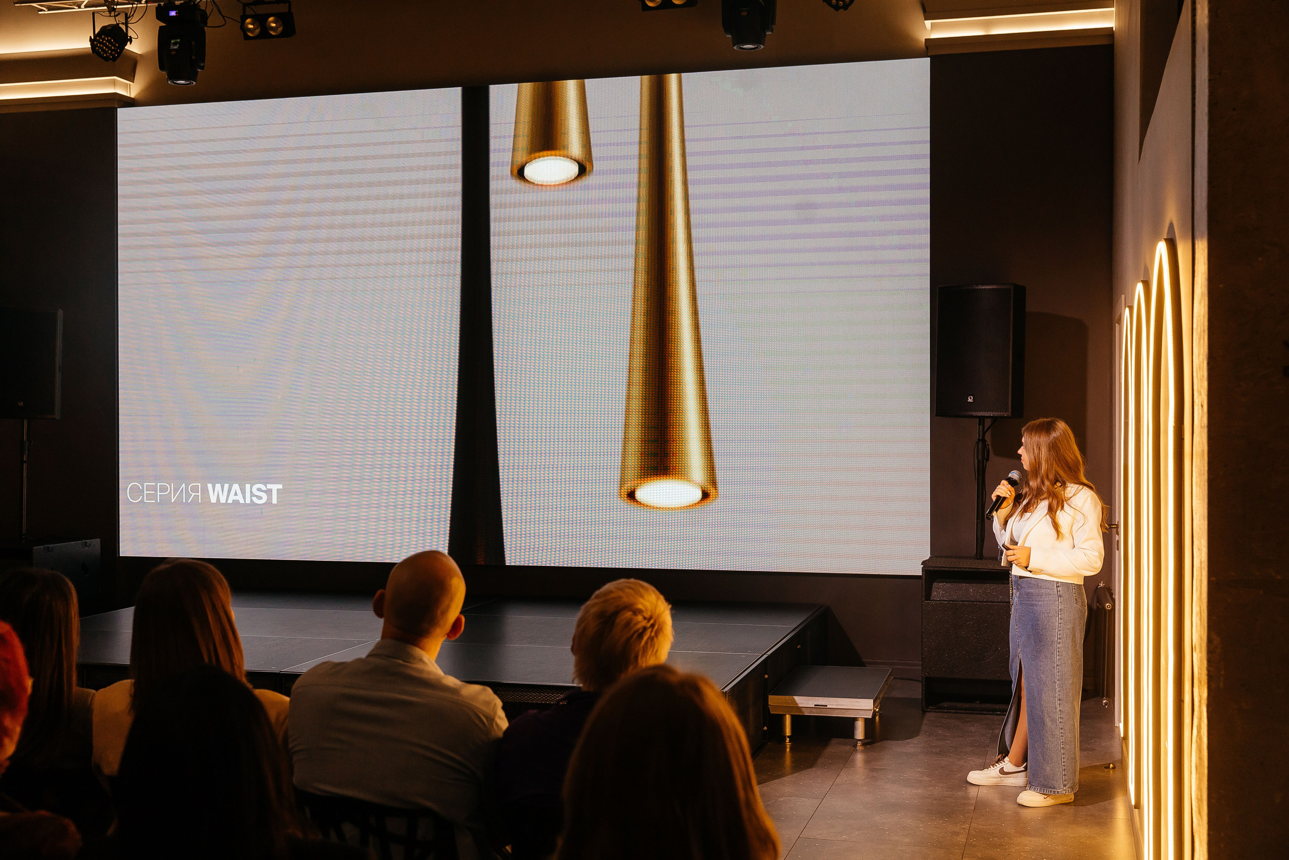 Презентация новинок систем света Maytoni в One way loft. Фотограф в Красноярске Надежда Воскресенская