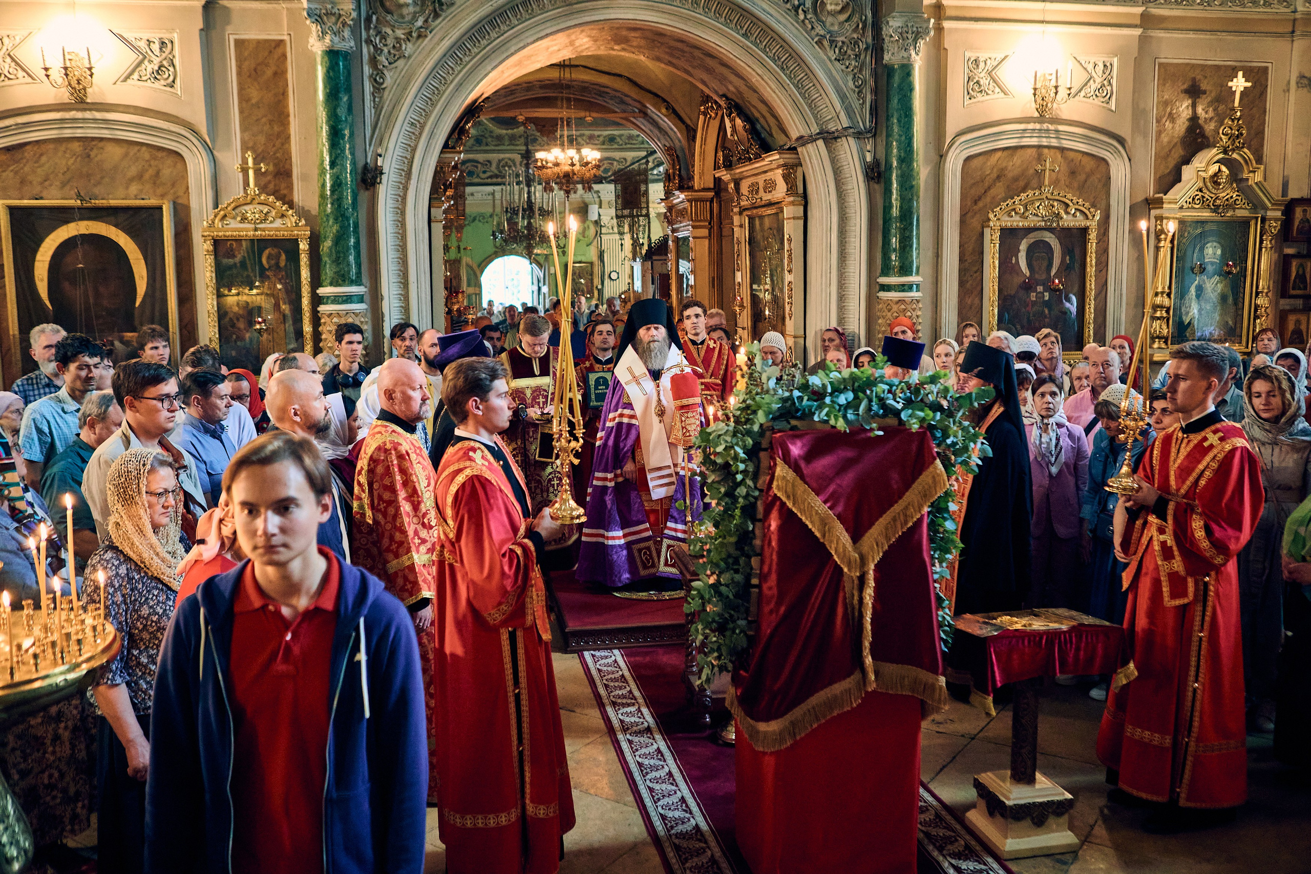 Всенощное бдение в канун престольного праздника храма Иоанна Воина. DMITRY MOISEENKO — фотограф, художник, топ-стилист