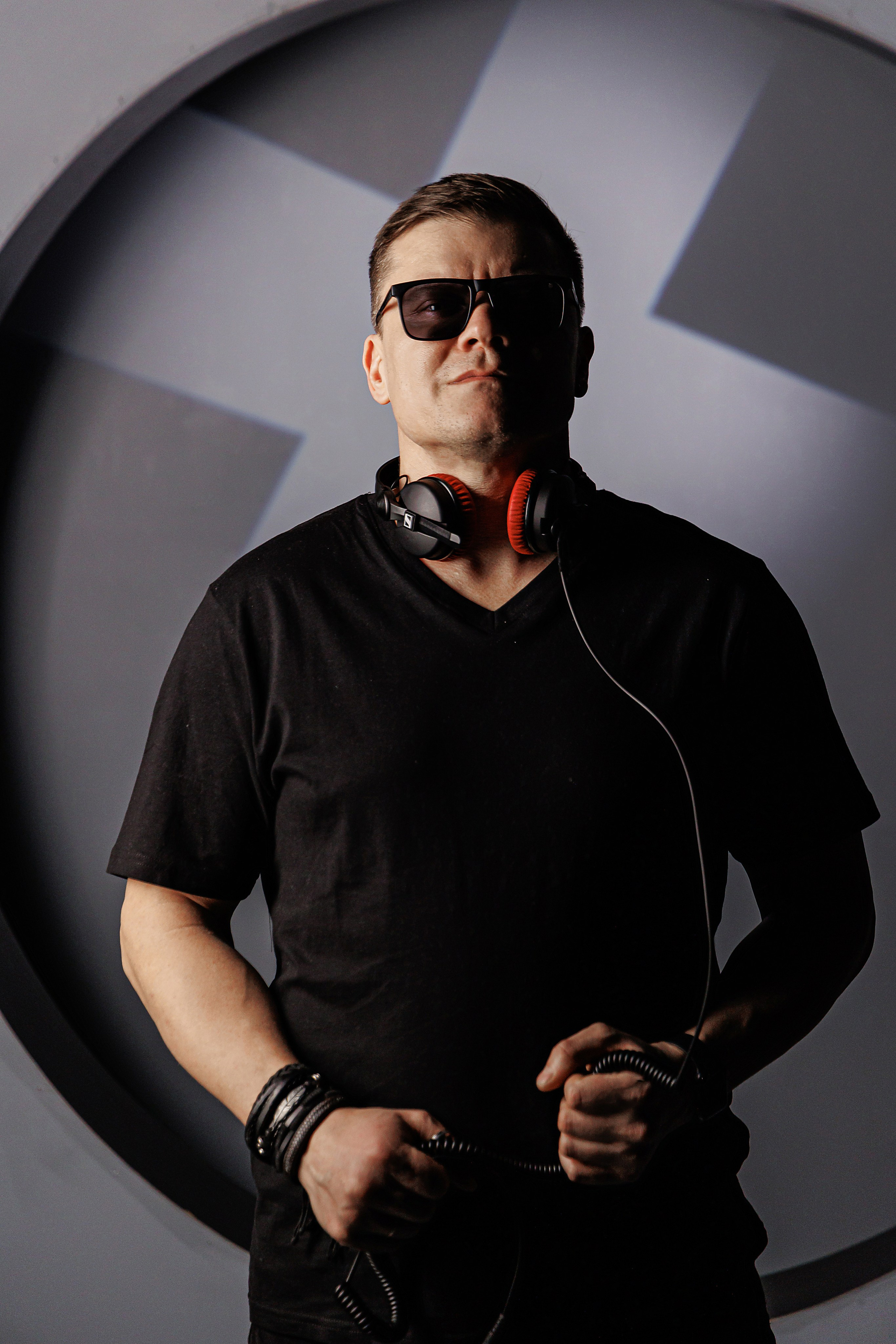 Портретные постеры для DJ. Фотограф, видеограф