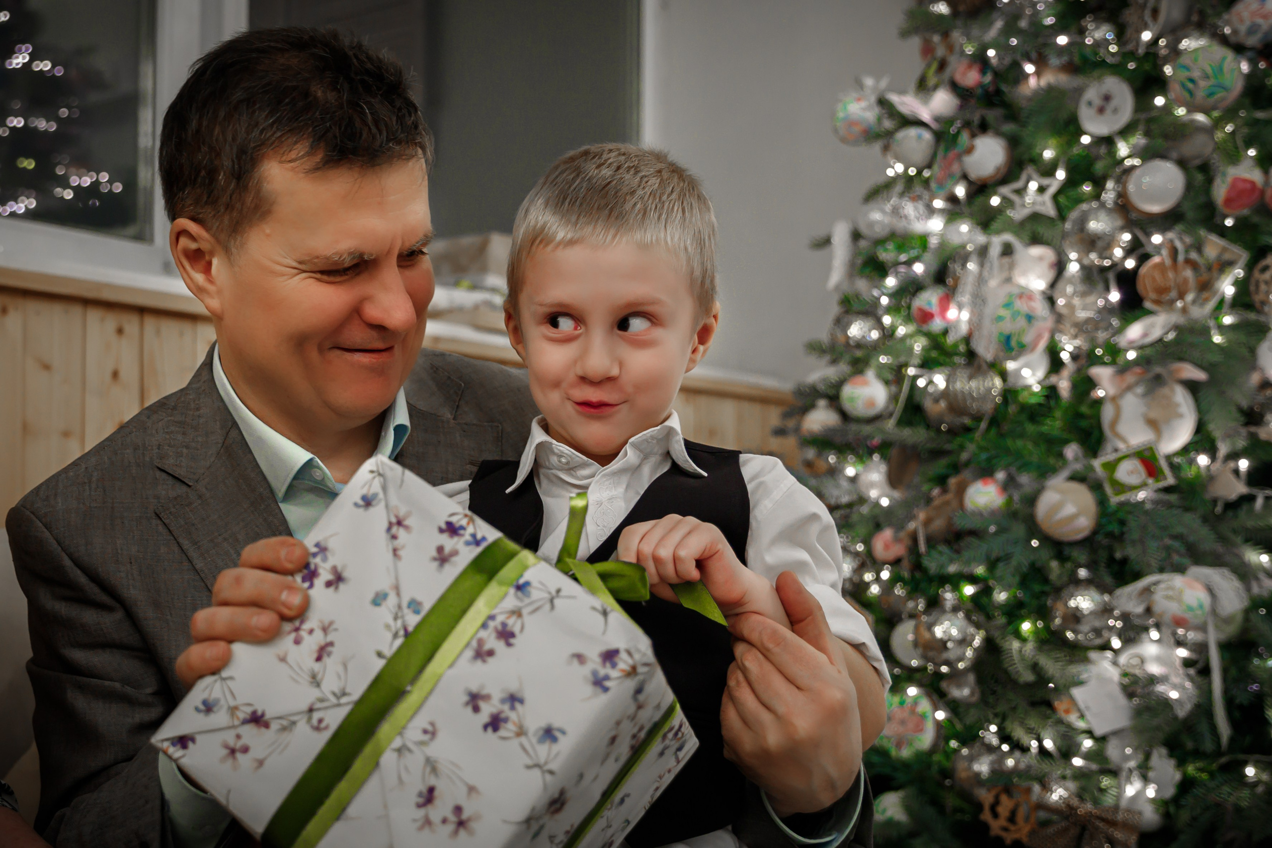 CherryFamily HappyNewYear DailyStudio. ФОТОГРАФ РАДОСТИ Фотосессия в студии СПб. Портретный фотограф — Юрий Торлопов