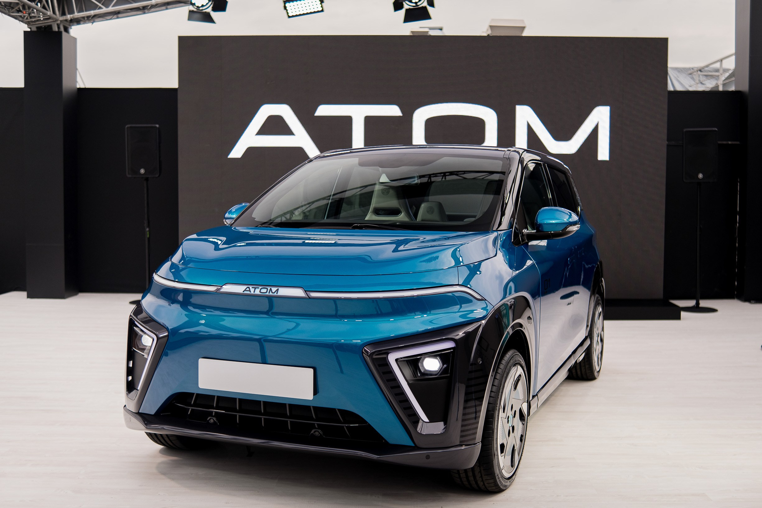 ATOM. Премьера Российского электромобиля. Репортажный фотограф Денис Тихомиров. Москва