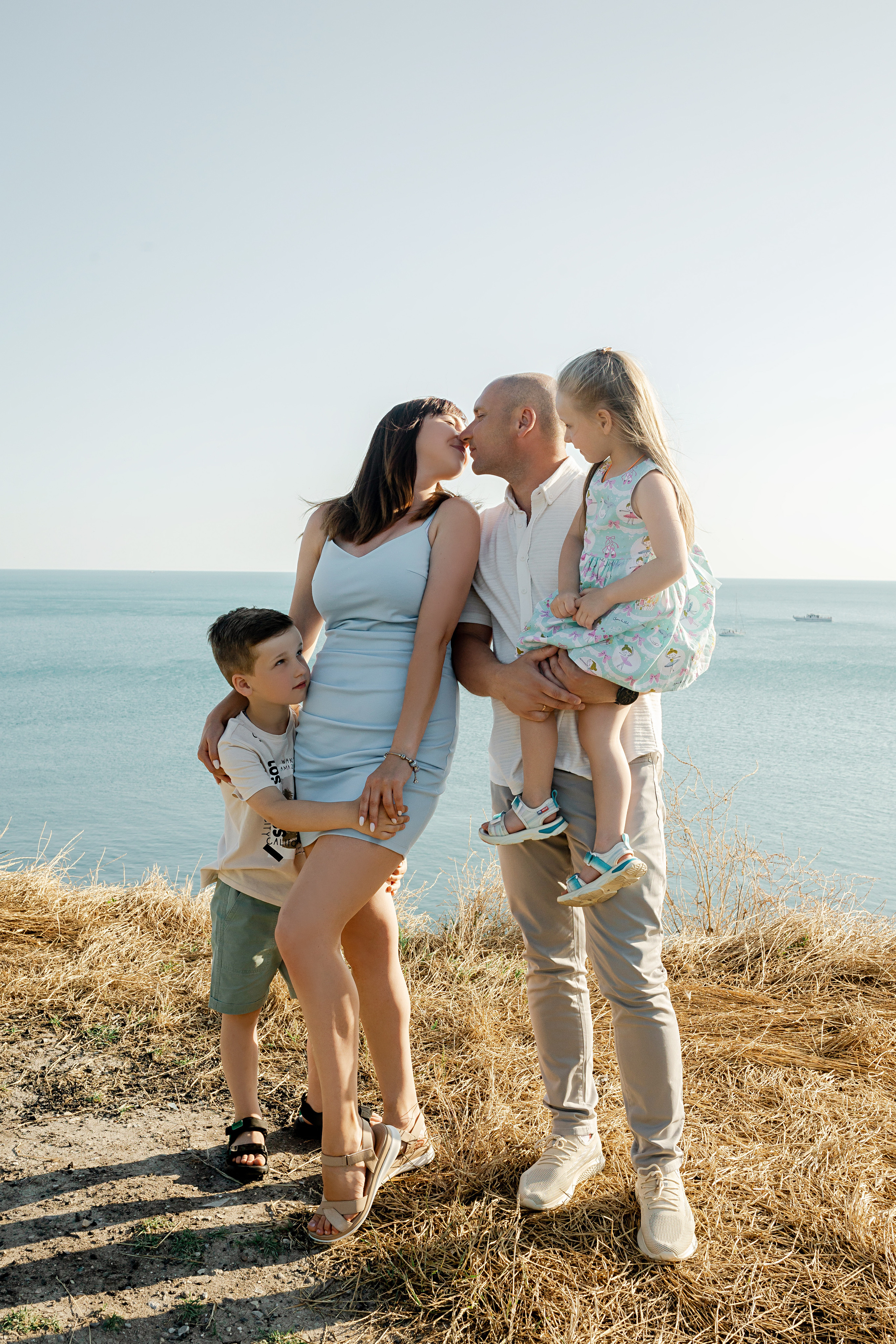 Людмила, Владимир, Матвей и Элина. Фотограф в Геленджике, Архипо-Осиповке, Абрау-Дюрсо, Кринице Виктория
