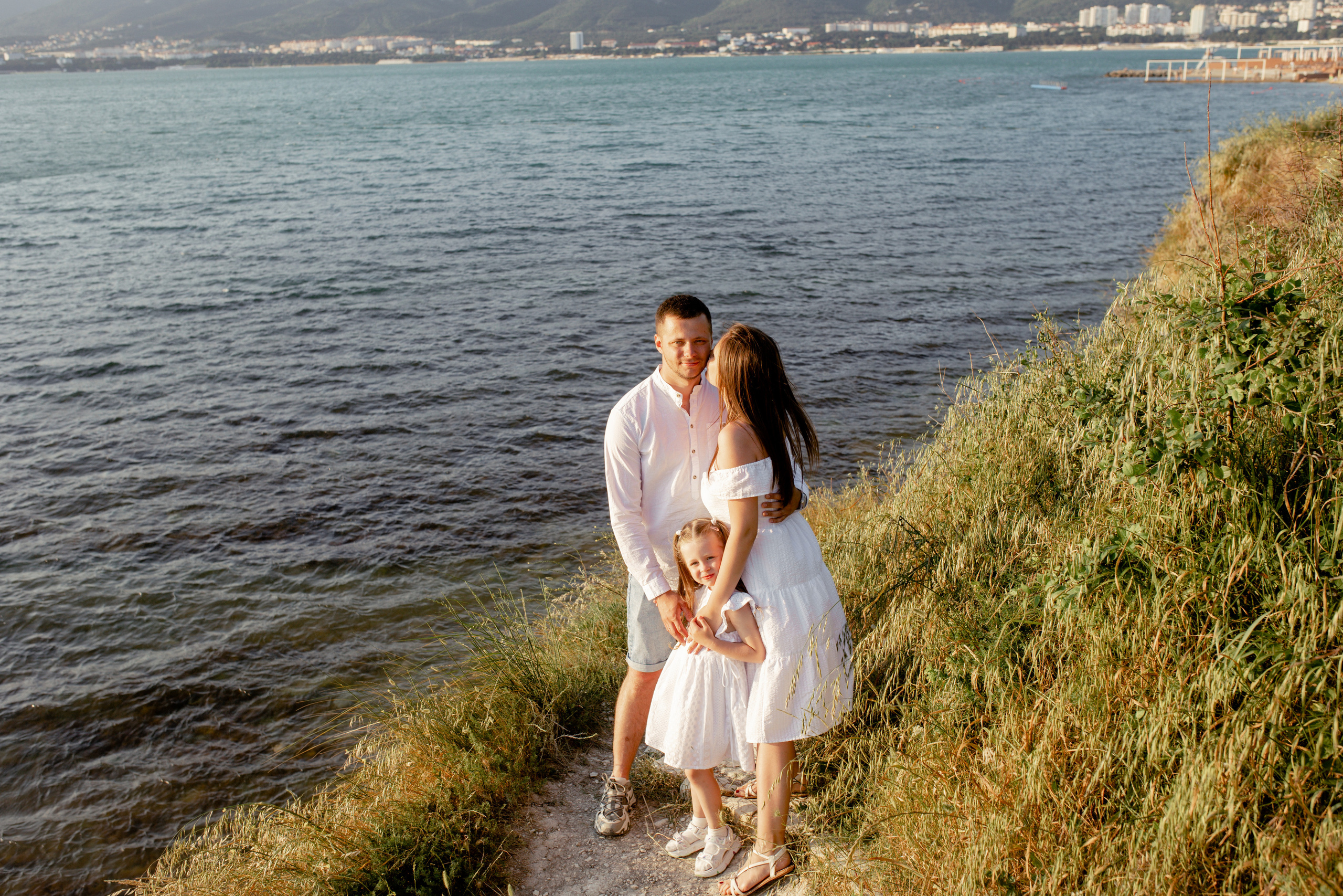 Юлия, Алексей и Саша. Фотограф в Геленджике, Архипо-Осиповке, Абрау-Дюрсо, Кринице Виктория