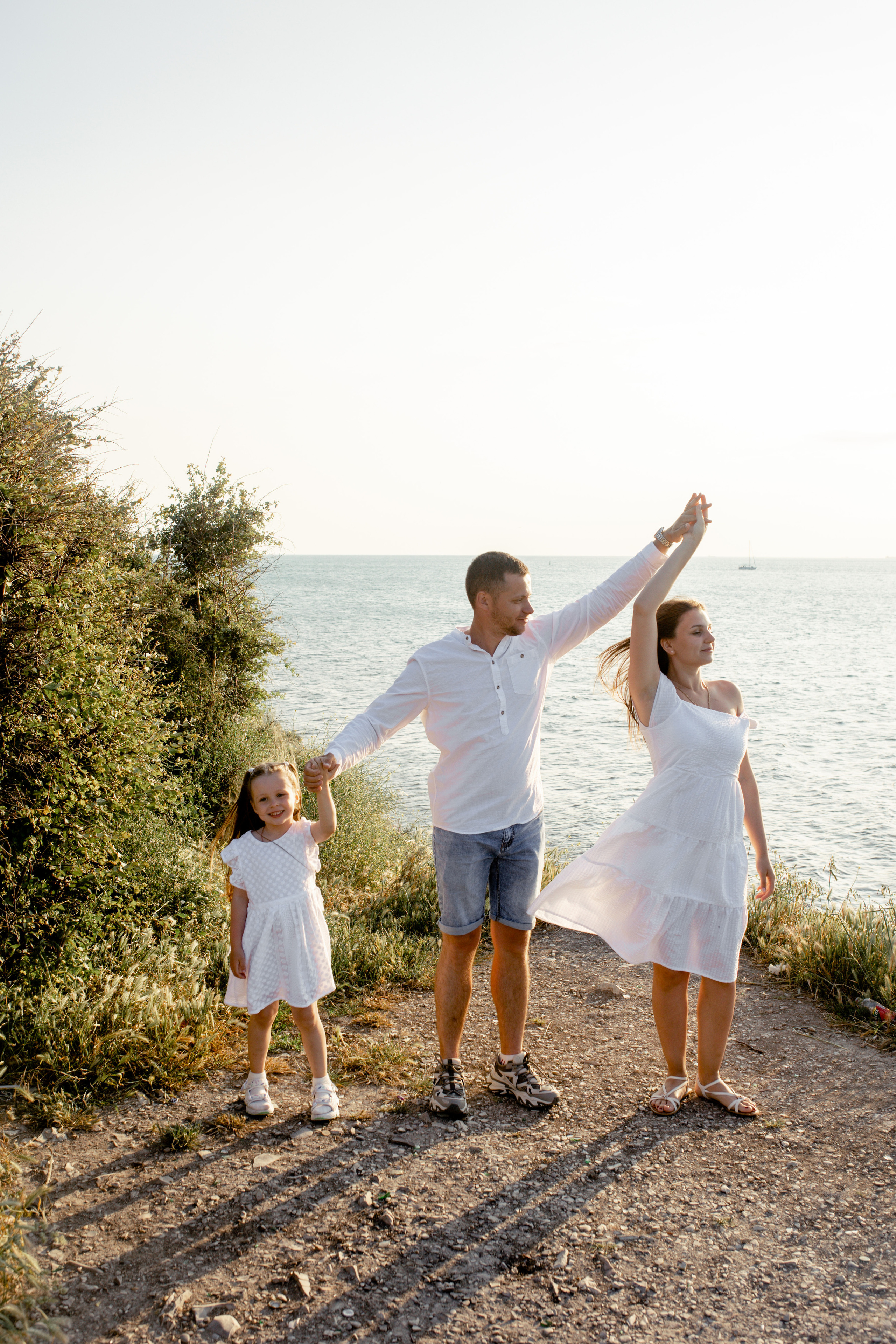 Юлия, Алексей и Саша. Фотограф в Геленджике, Архипо-Осиповке, Абрау-Дюрсо, Кринице Виктория