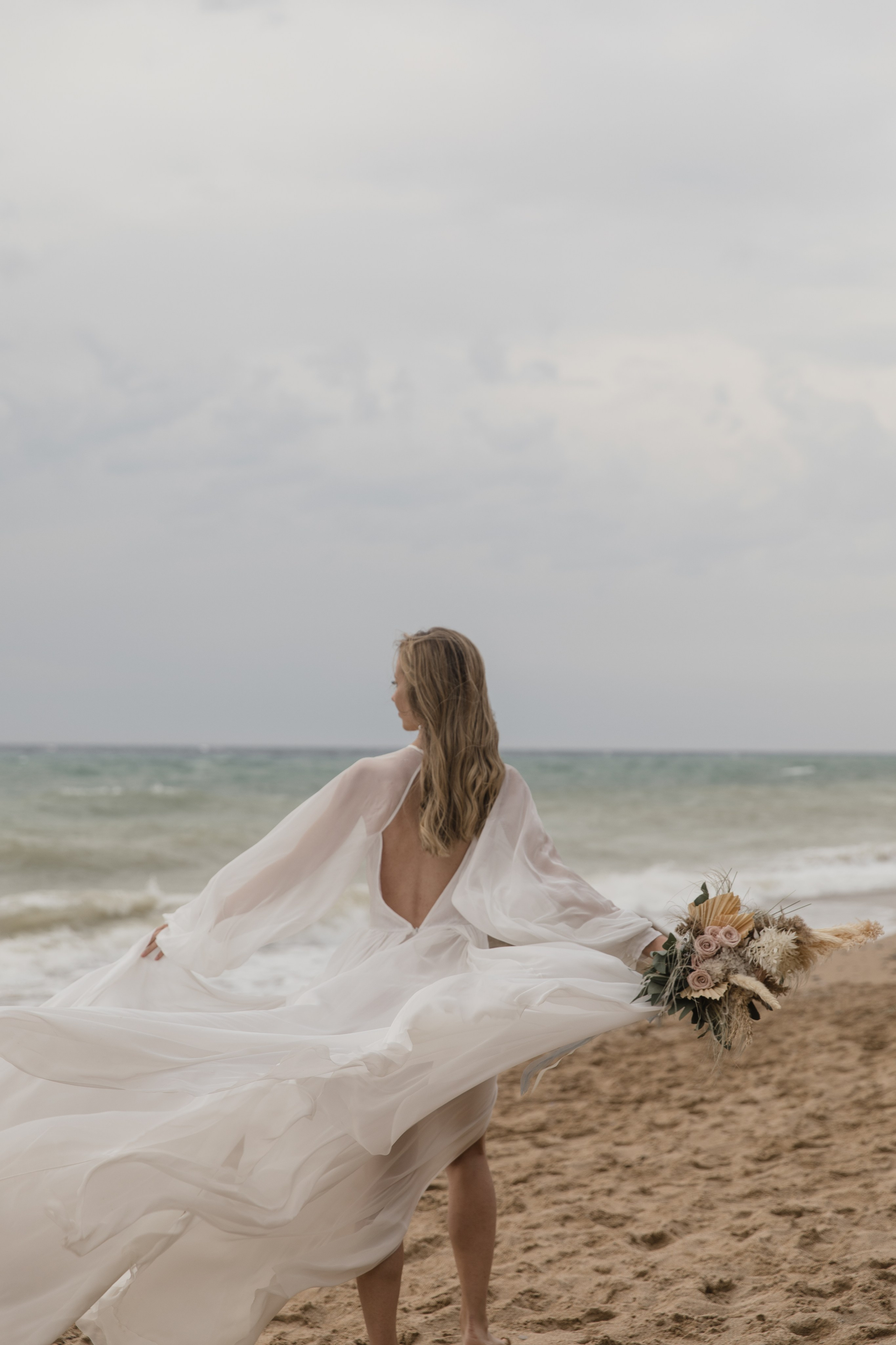 На берегу моря…. СВАДЕБНЫЙ ФОТОГРАФ В КРЫМУ И СЕВАСТОПОЛЕ