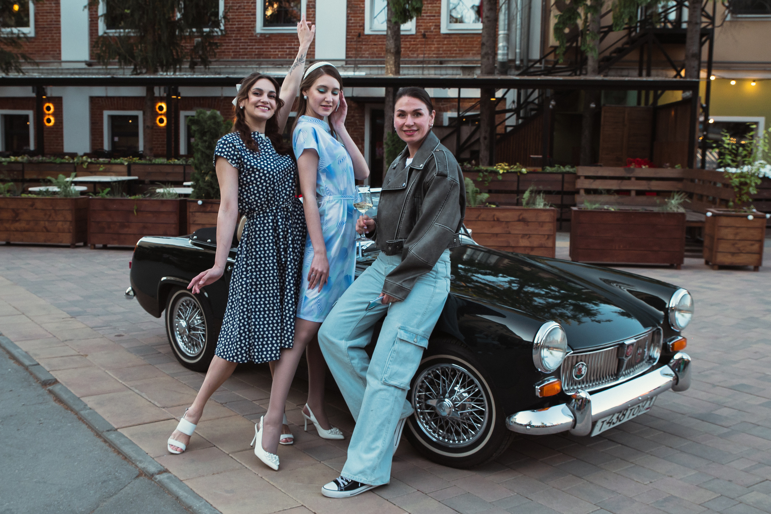 Фотосессия с ретро автомобилем. Саенко Людмила Фотограф из Тулы