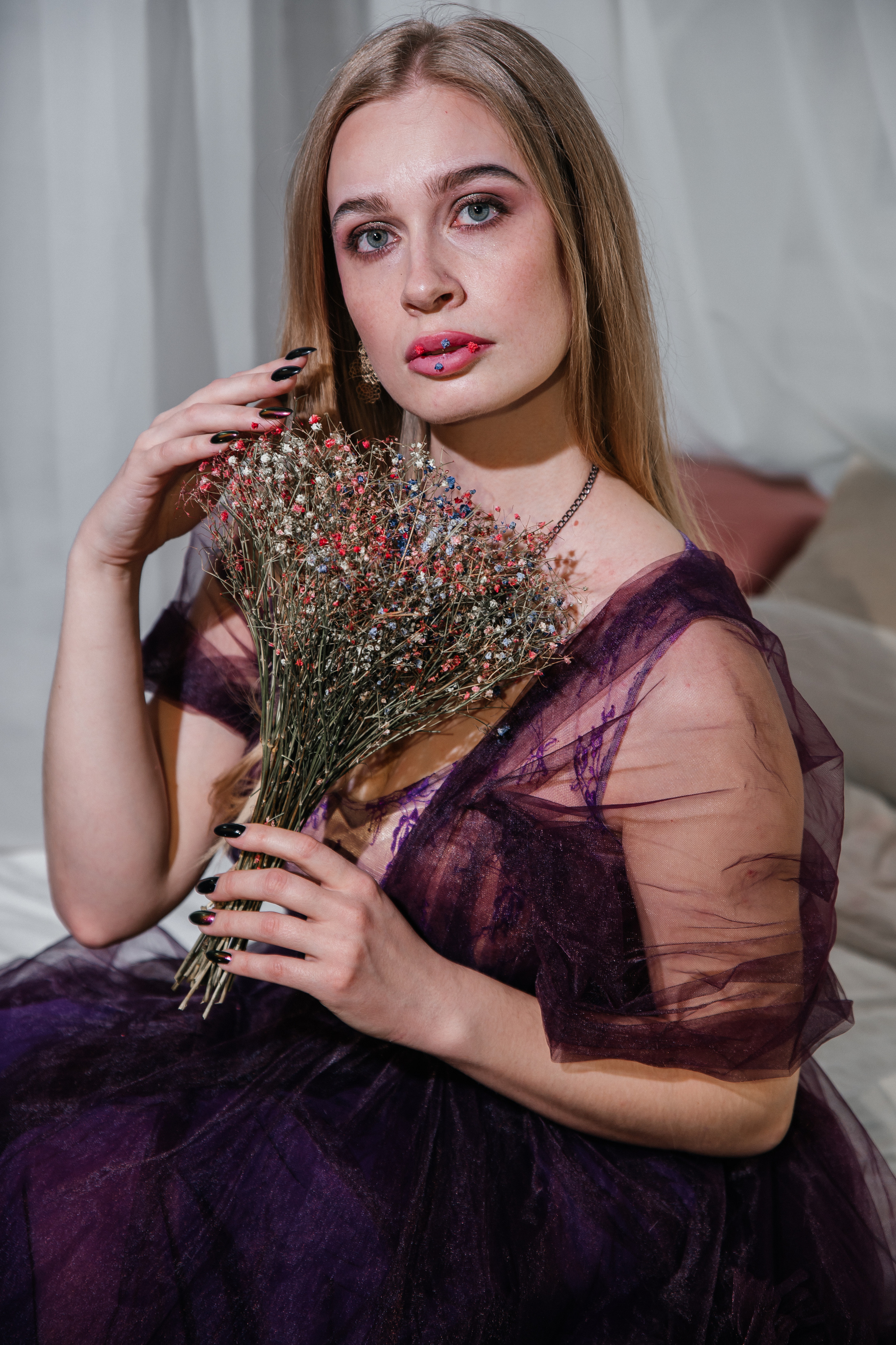 ИРИНА (ФОТО ДЕНЬ С ГИПСОФИЛОЙ). Саенко Людмила Фотограф из Тулы