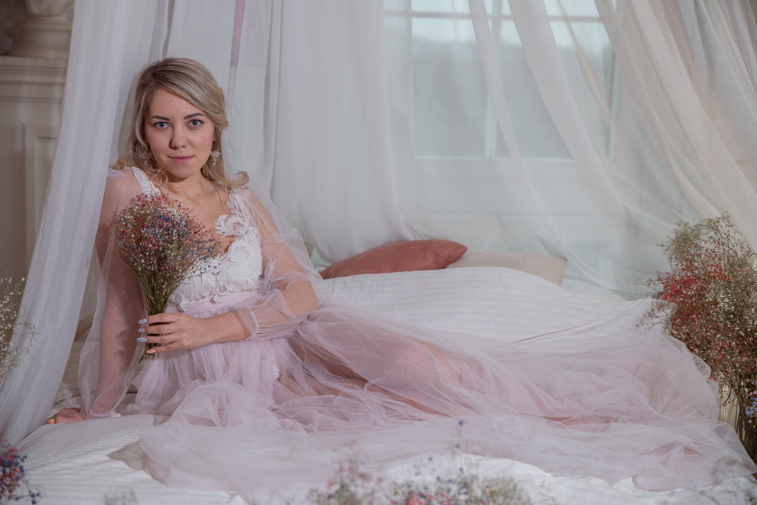 АЛЕНА (ФОТО ДЕНЬ С ГИПСОФИЛОЙ). Саенко Людмила Фотограф из Тулы