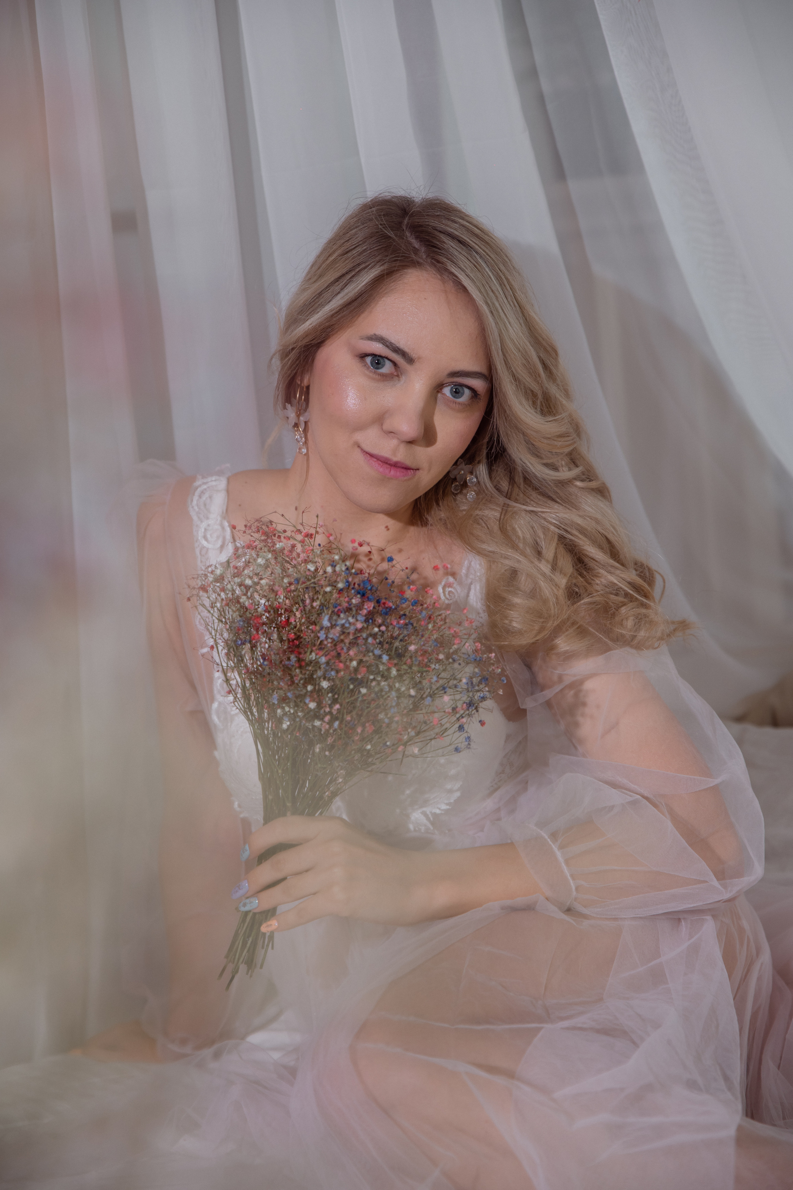 АЛЕНА (ФОТО ДЕНЬ С ГИПСОФИЛОЙ). Саенко Людмила Фотограф из Тулы