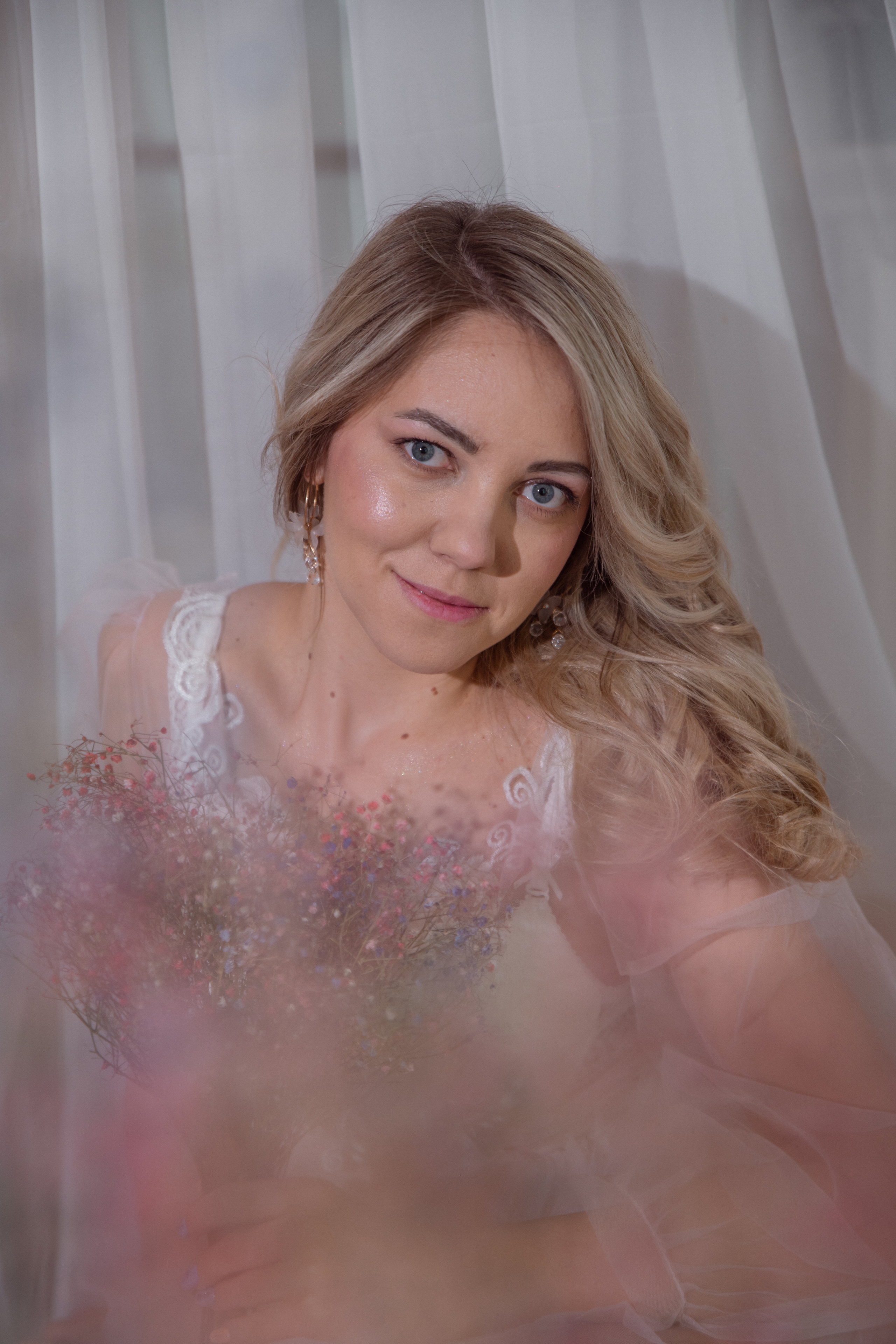 АЛЕНА (ФОТО ДЕНЬ С ГИПСОФИЛОЙ). Саенко Людмила Фотограф из Тулы