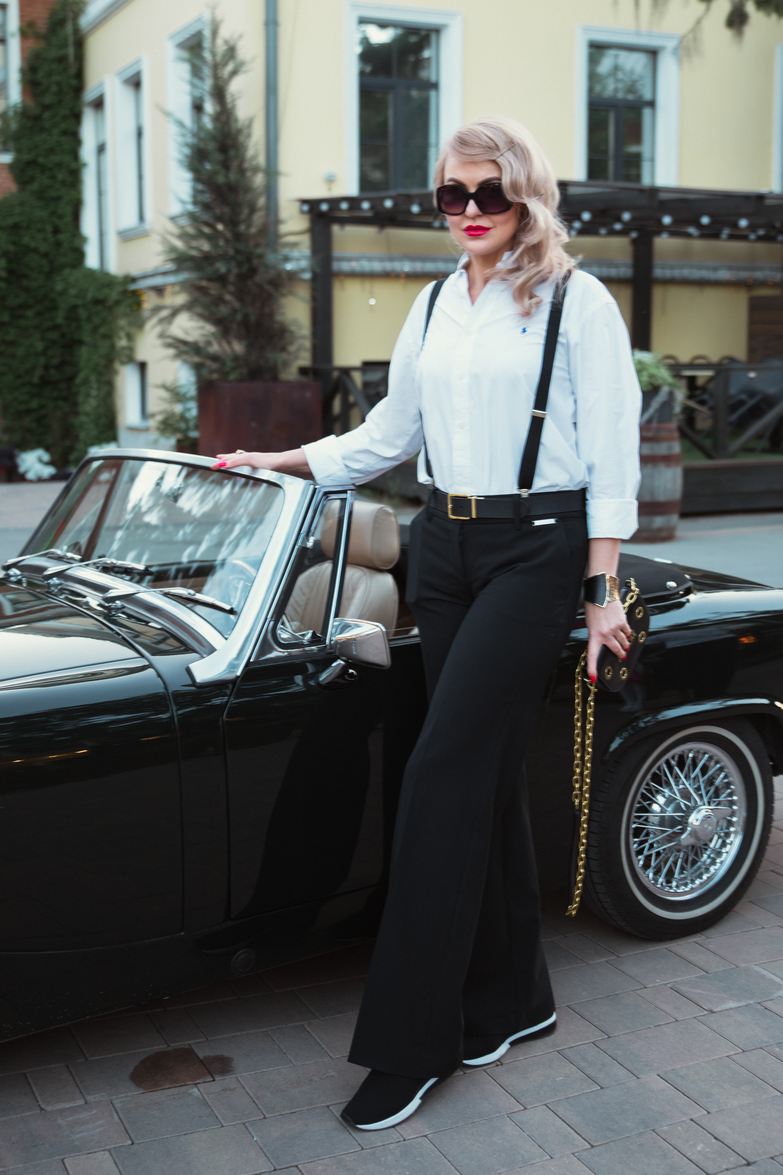 Фотосессия с ретро автомобилем. Саенко Людмила Фотограф из Тулы