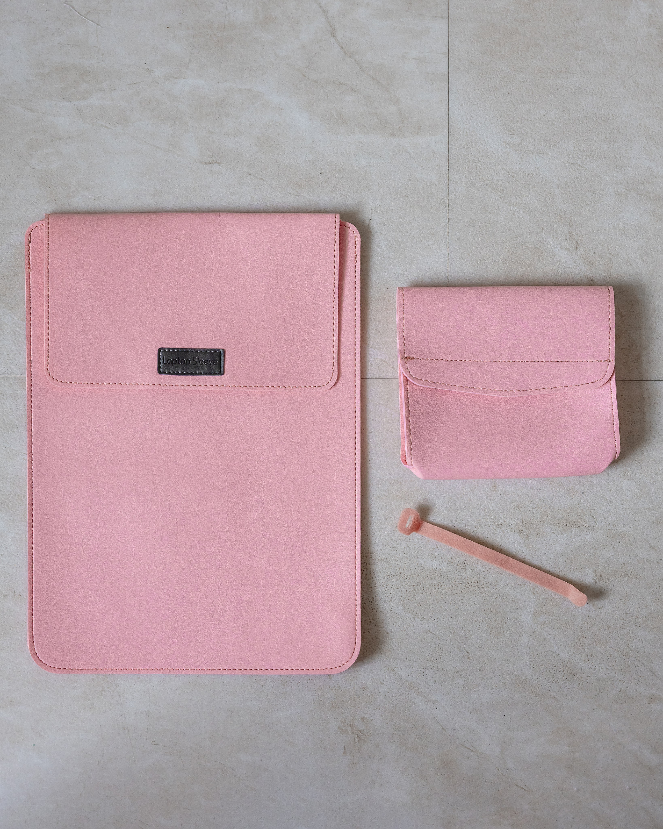 WB: Клавиатуры и чехлы. Фотограф и видеограф в Улан-Удэ: Аюна Габагуева и Артём Шаханов