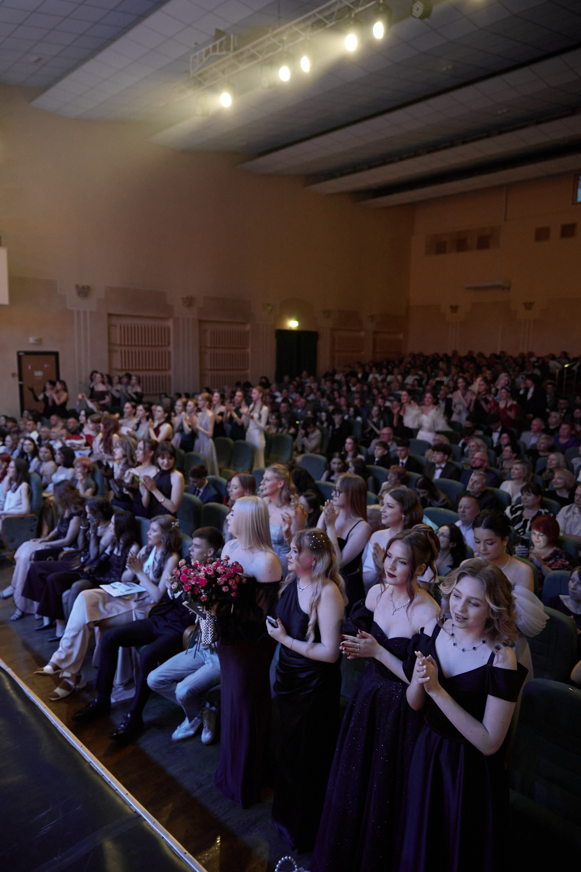 Выпускной. Свадебный фотограф в Минске в Москве в РБ Анатолий Полишко