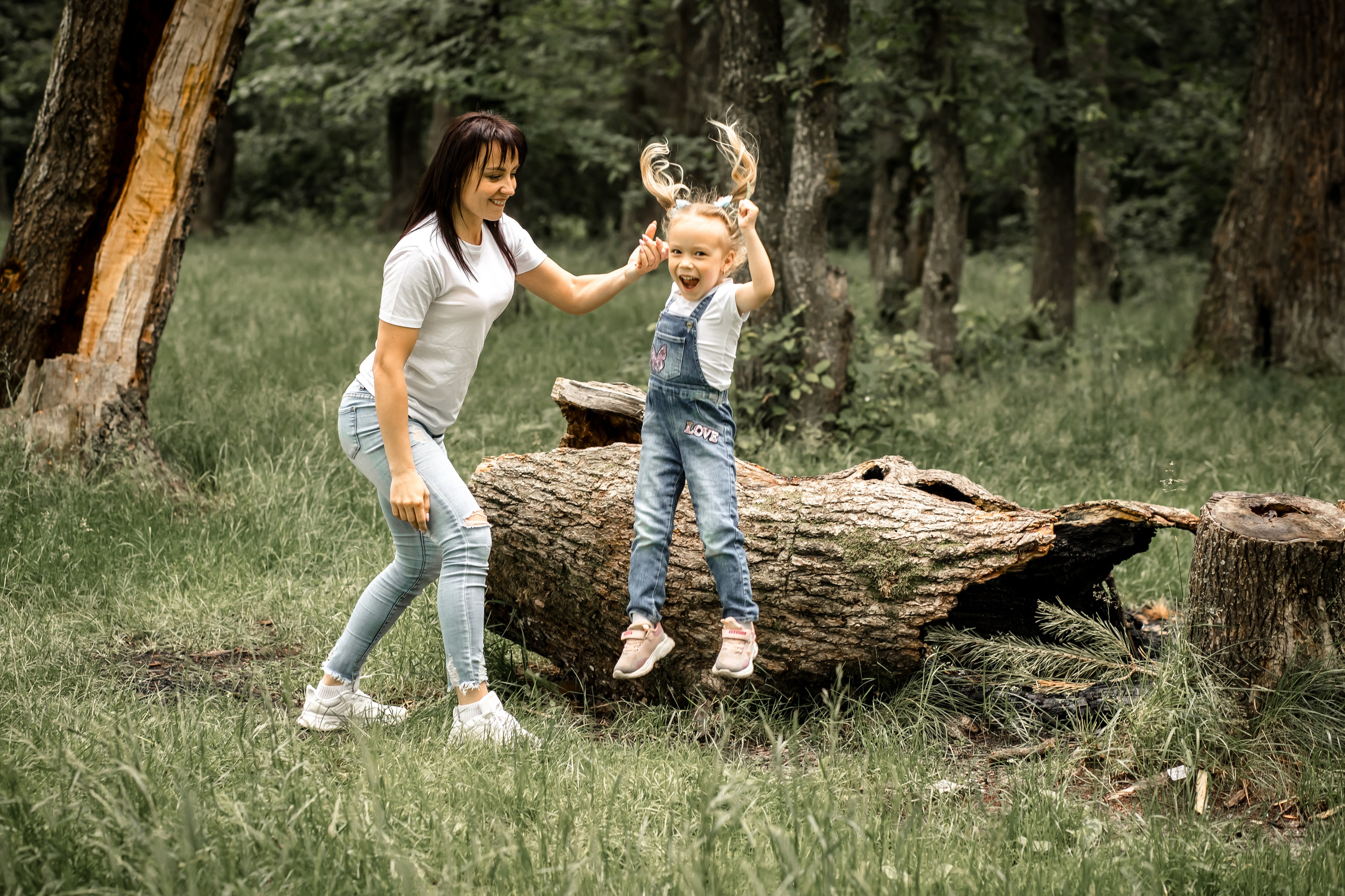 Катя с детками