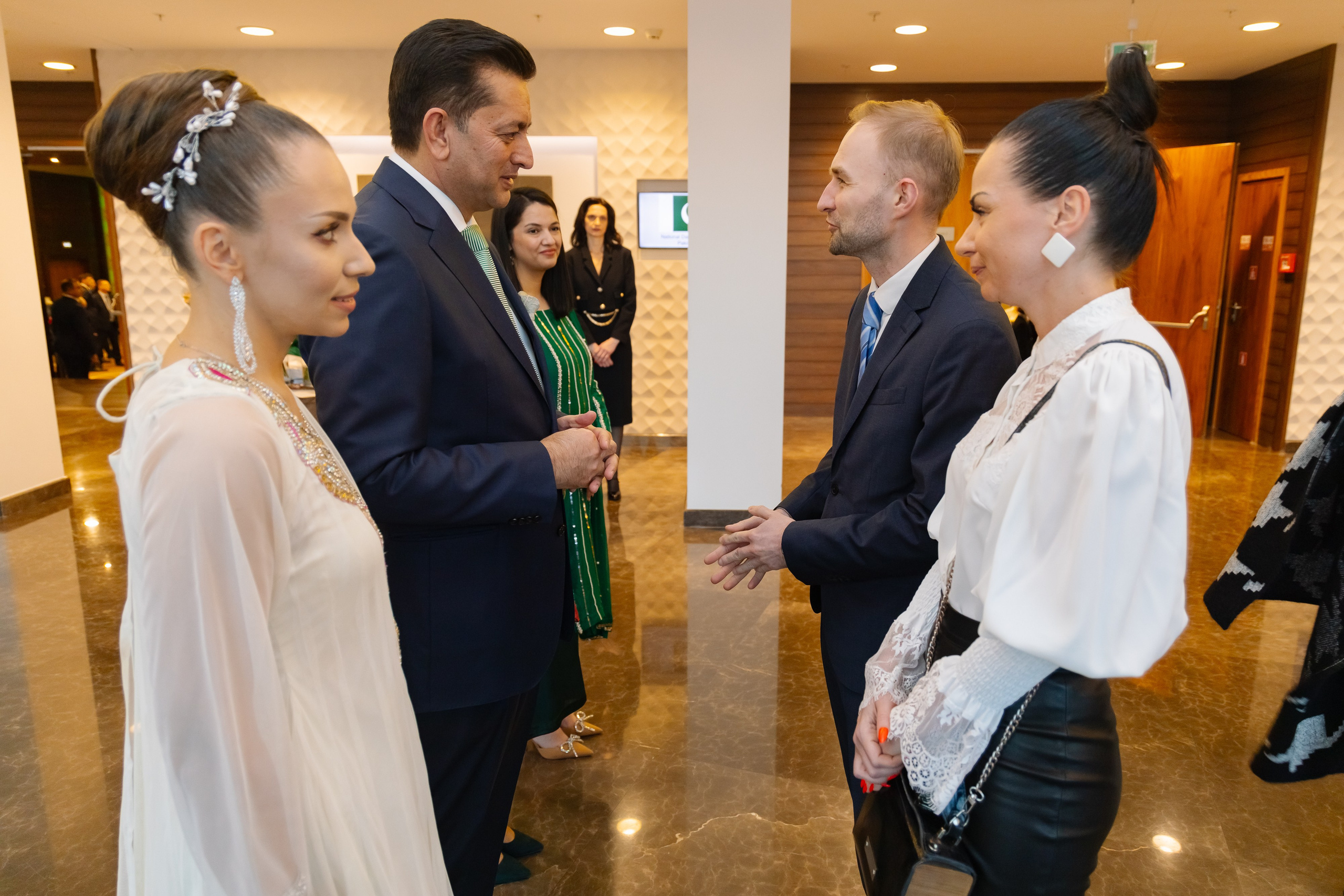 Фотосъемка делегации Пакистана в Беларуси в отеле Марриотт. Свадебный фотограф в Минске/Беларуси Сергей Спиридонов
