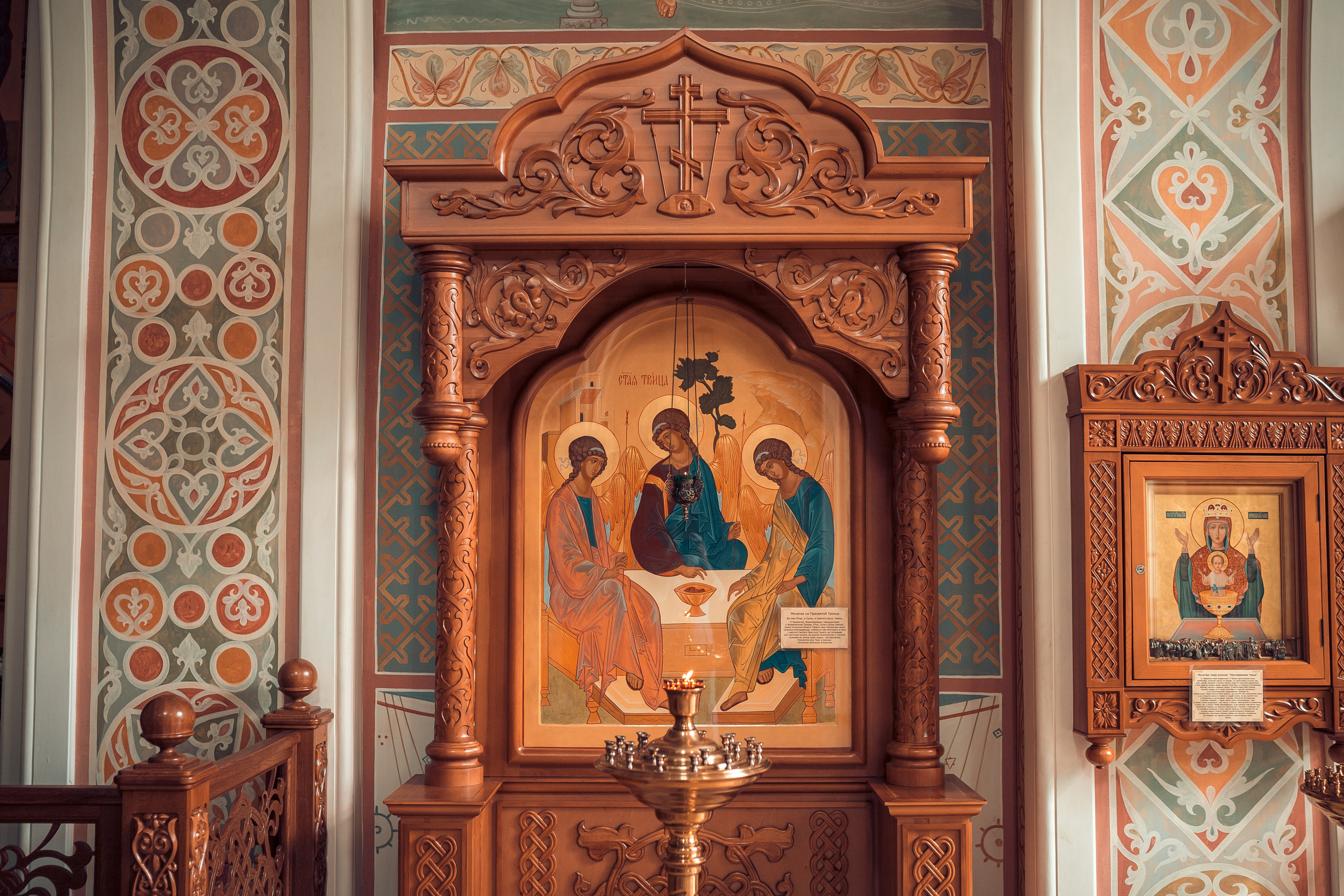 Храмы и церкви в Красноярске и Красноярском крае. Фотограф на Крещение и Венчание в Красноярске Рамазанова Юлия