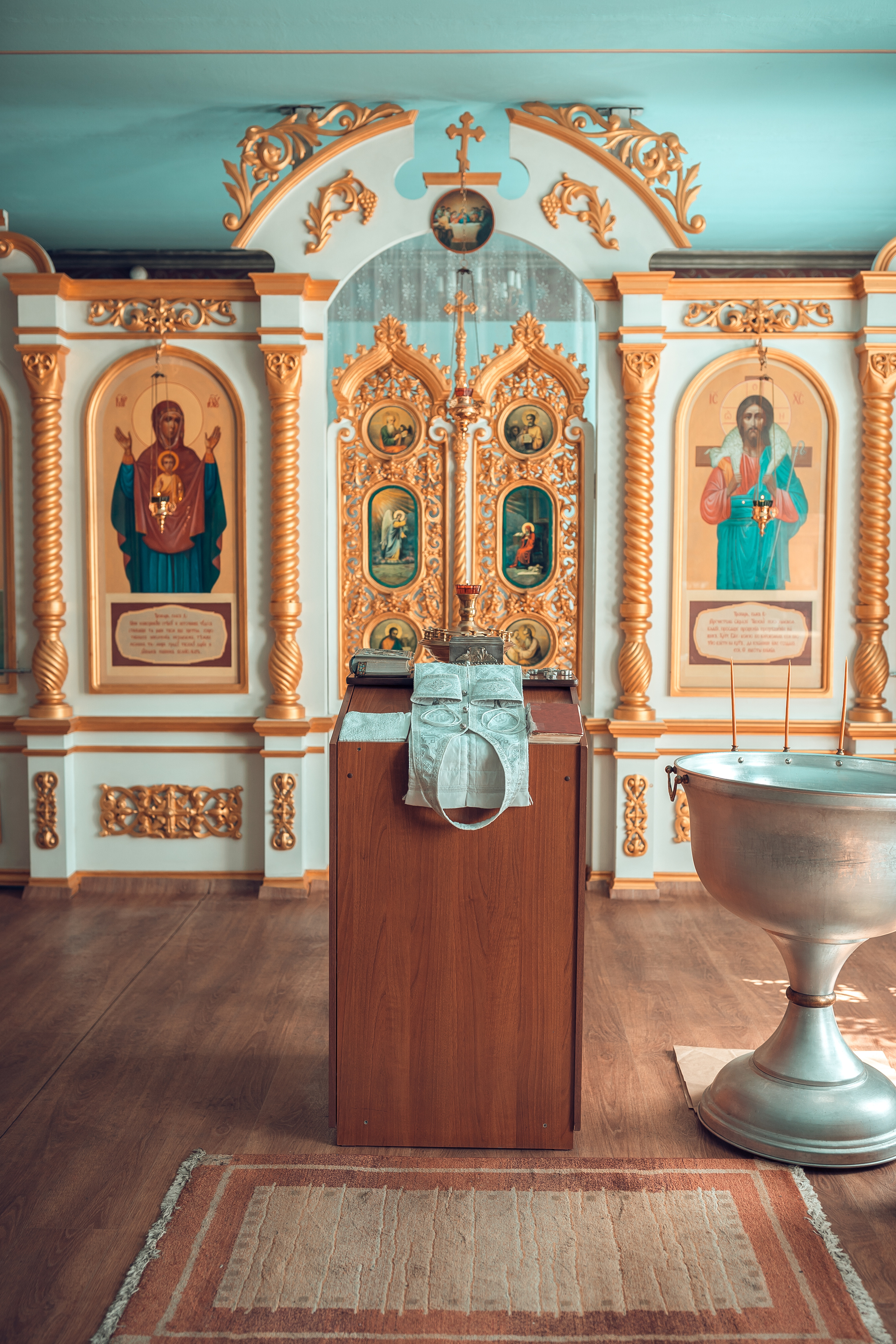 Храмы и церкви в Красноярске и Красноярском крае. Фотограф на Крещение и Венчание в Красноярске Рамазанова Юлия