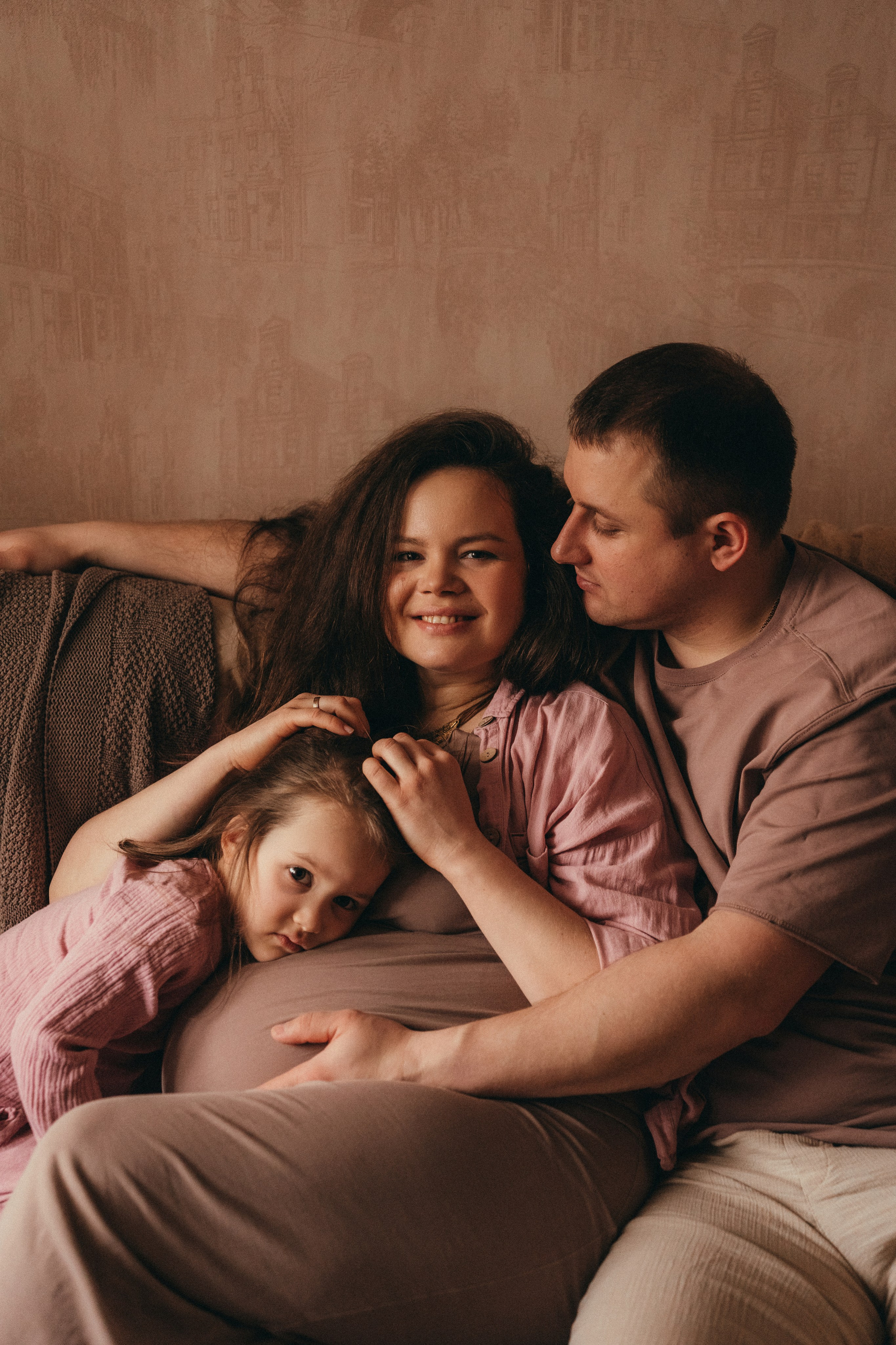 Вика, Женя и Ника. Семейный фотограф • Домашние съемки в Нижнем Новгороде