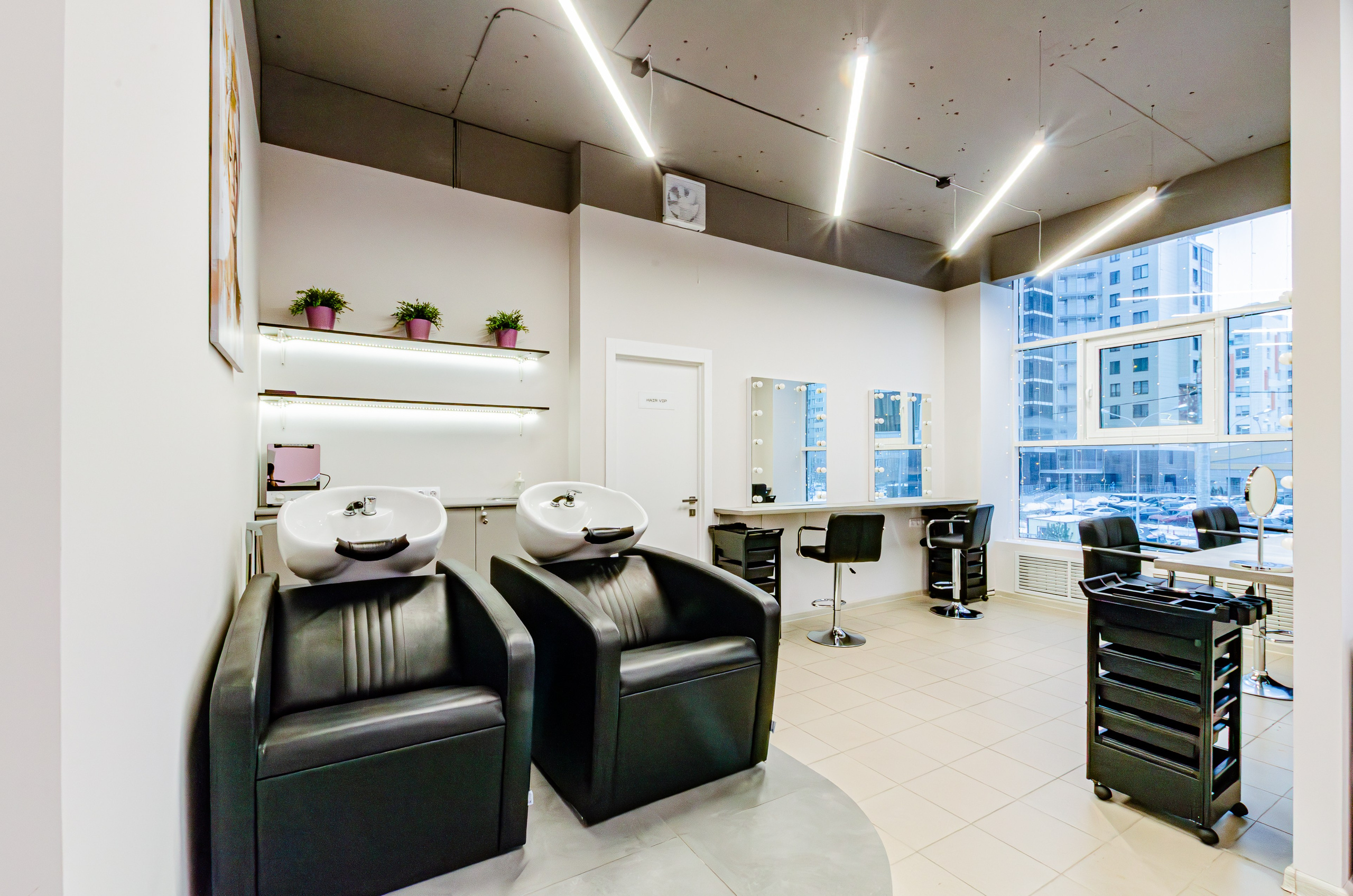 Салон красоты Glow. Nataliphotokzn.ru Фотограф. Казань. Интерьерная съёмка