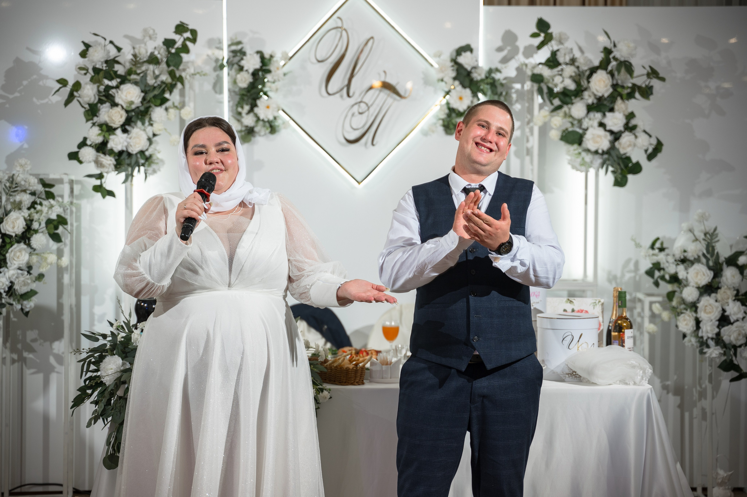Банкет в Туристе. Свадебный и семейный фотограф в Омске Мормулев Михаил