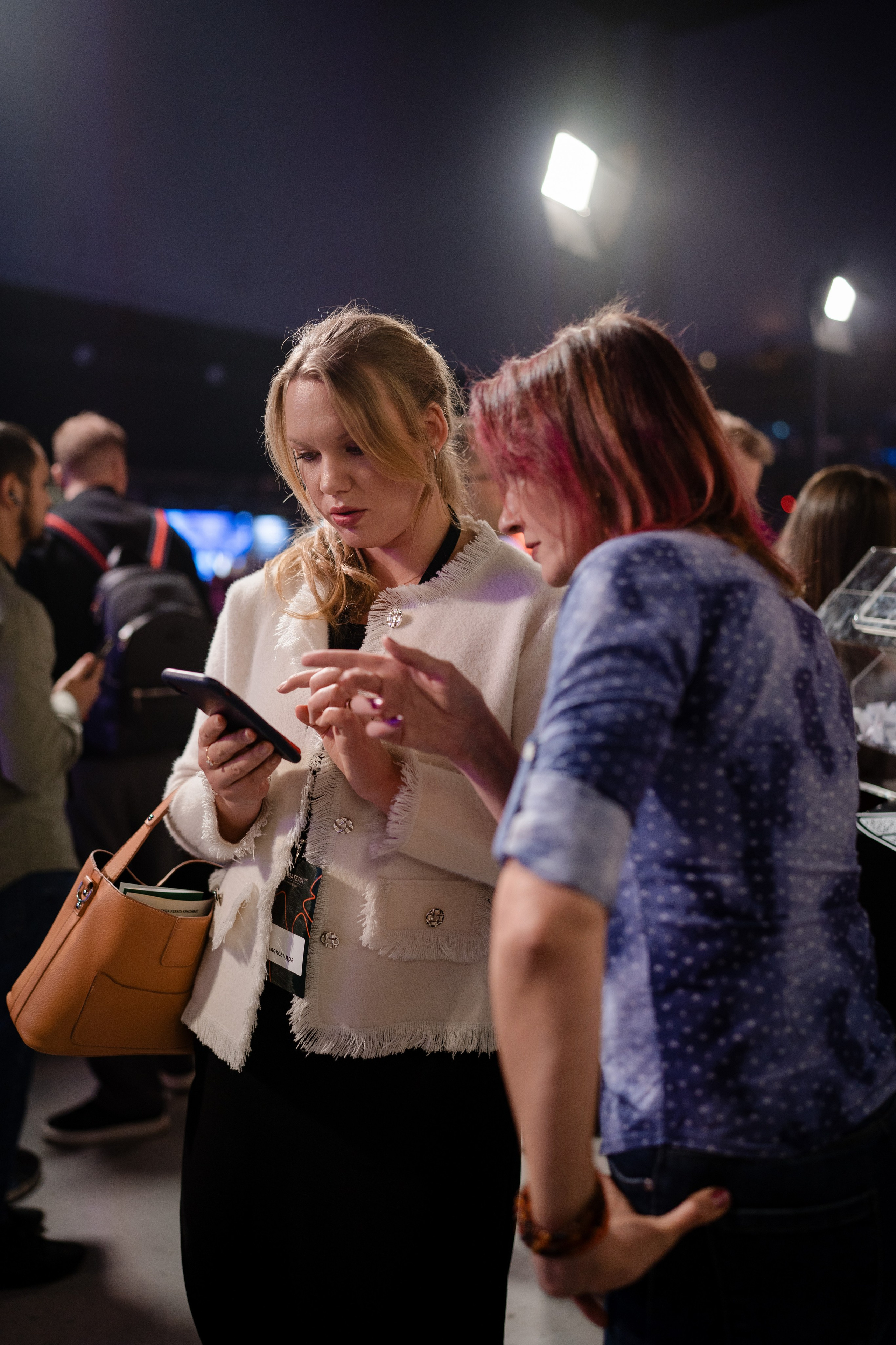 Конференция ОСНОВАТЕЛИ ЛАЙФ в MTS LIVE HALL. Репортажный фотограф в Москве Саша Дружинина