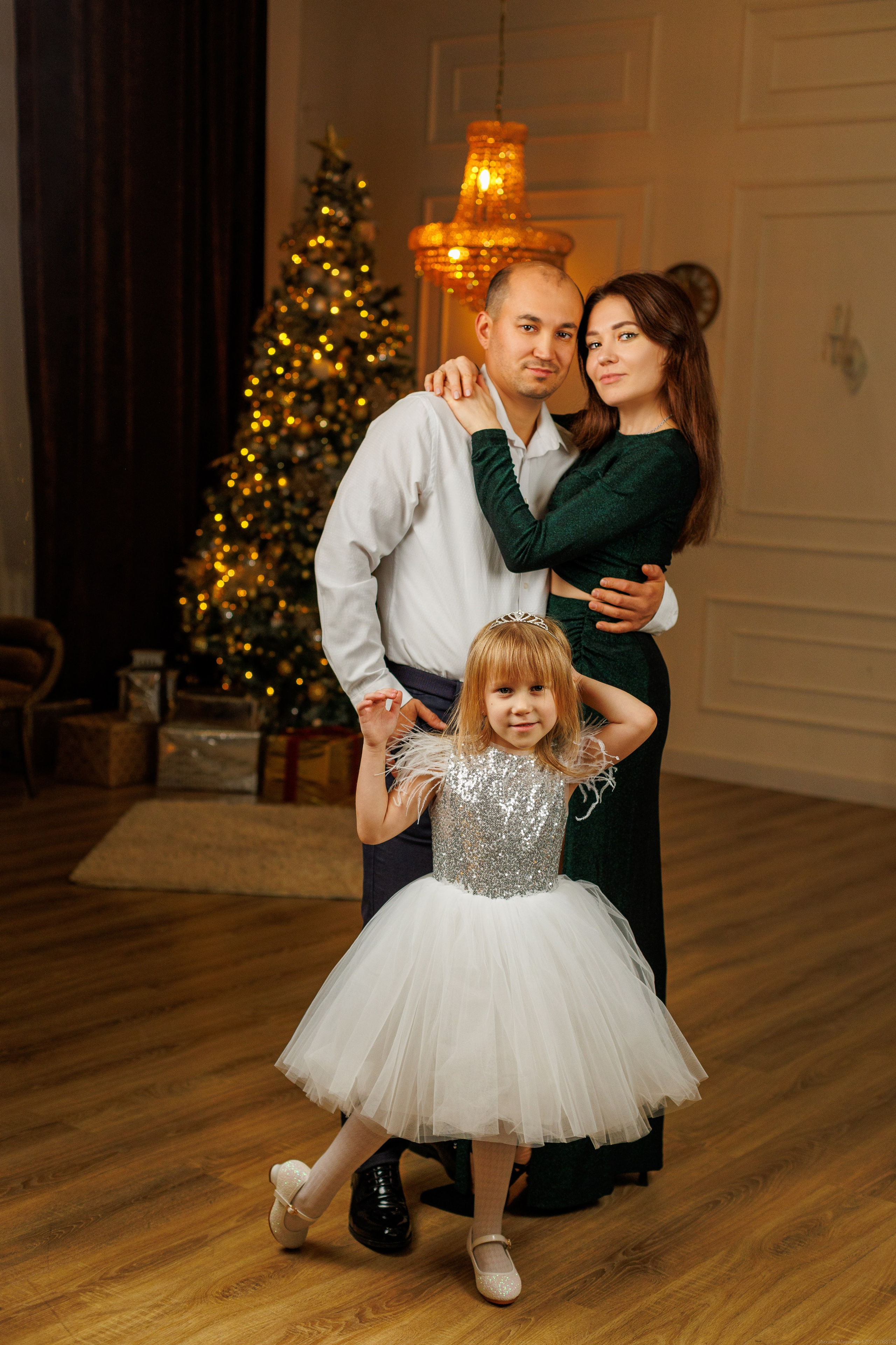 Рояль 2025. Выпускные альбомы Казань. Семейный и детский фотограф Михаил Мигачев