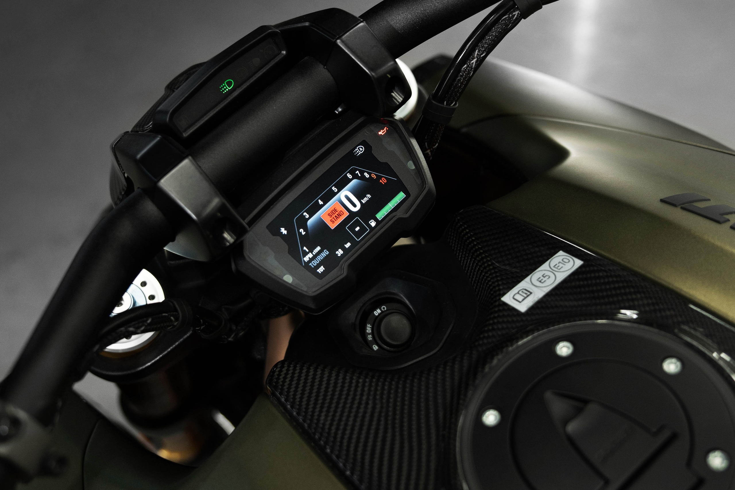 Ducati Diavel Lamborghini. Автомобильный фотограф Светлана Усова