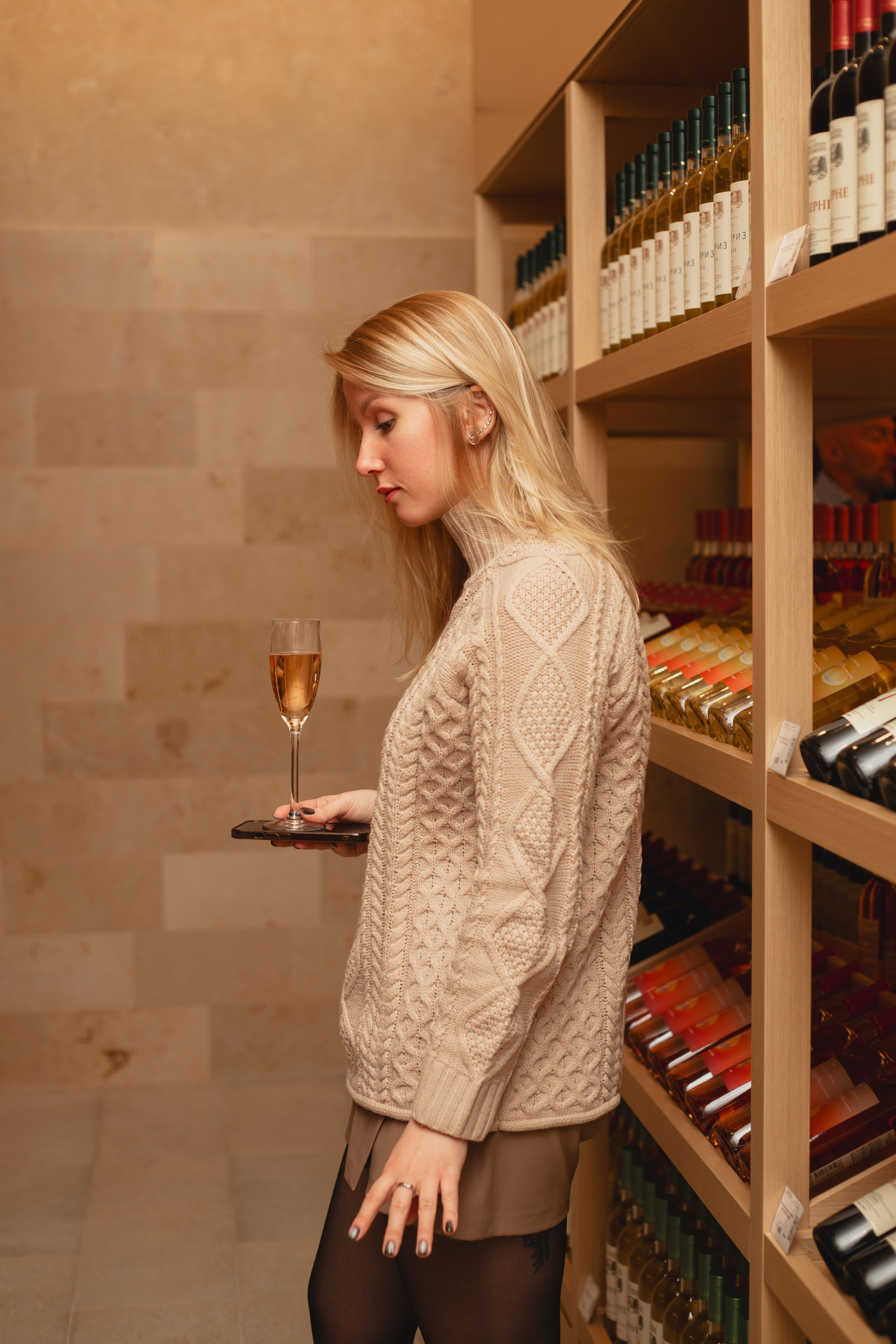Джаннет | винный бутик | 10.2024. Фотограф | Юля Ди