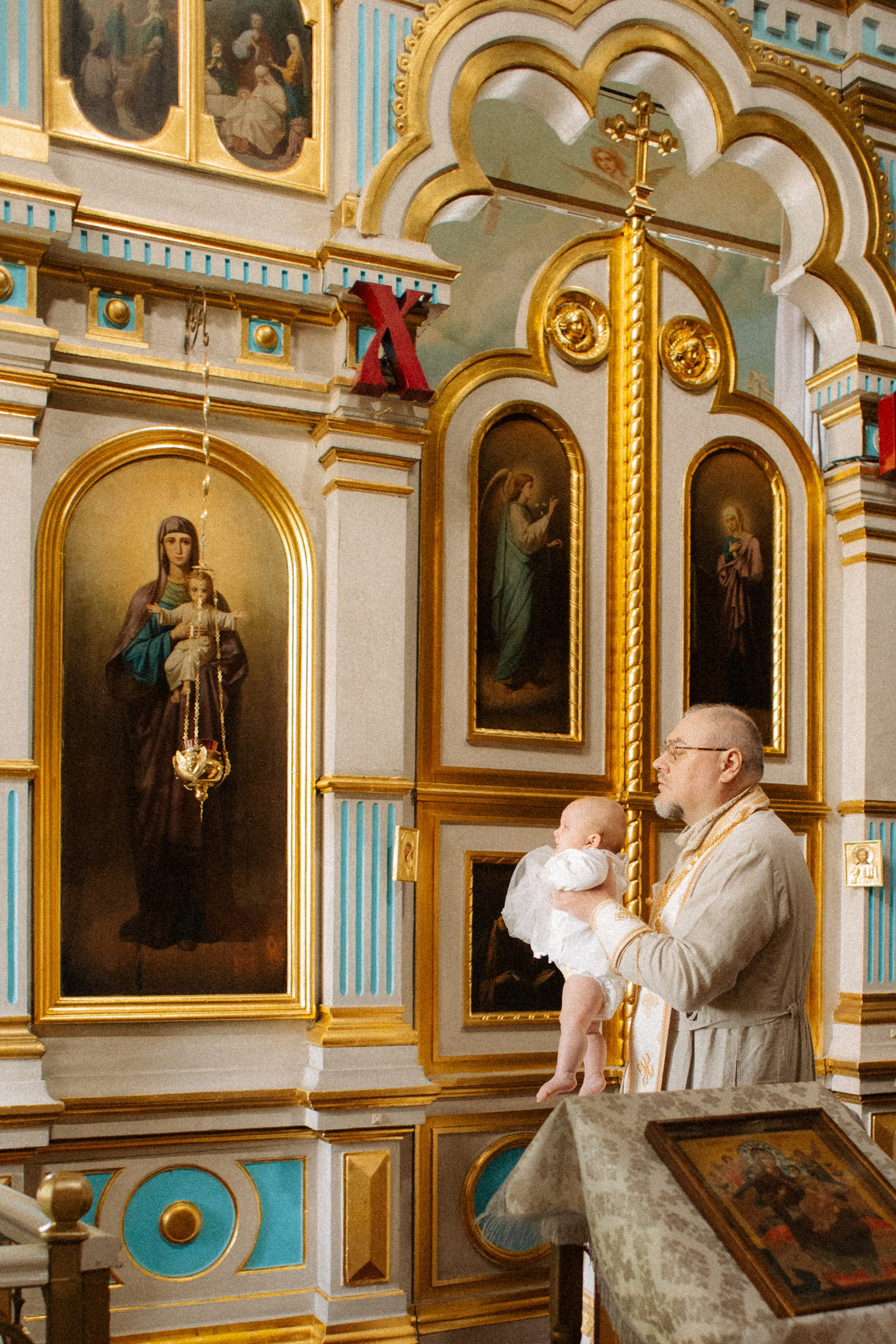 Крещение малышки Мии. Семейный фотограф Виктория Потехина Москва