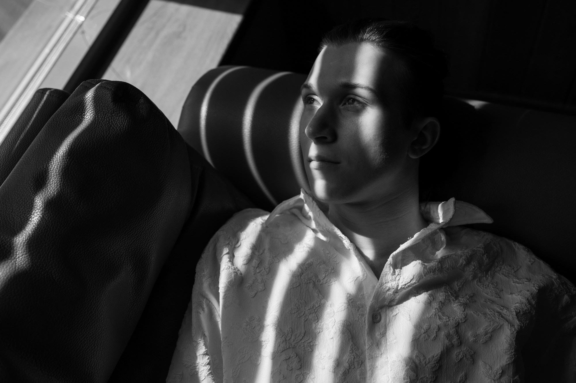 Влад и Кристина, камерная свадьба творческих ребят. Свадебный и портретный фотограф в Омске Матвей Краузе