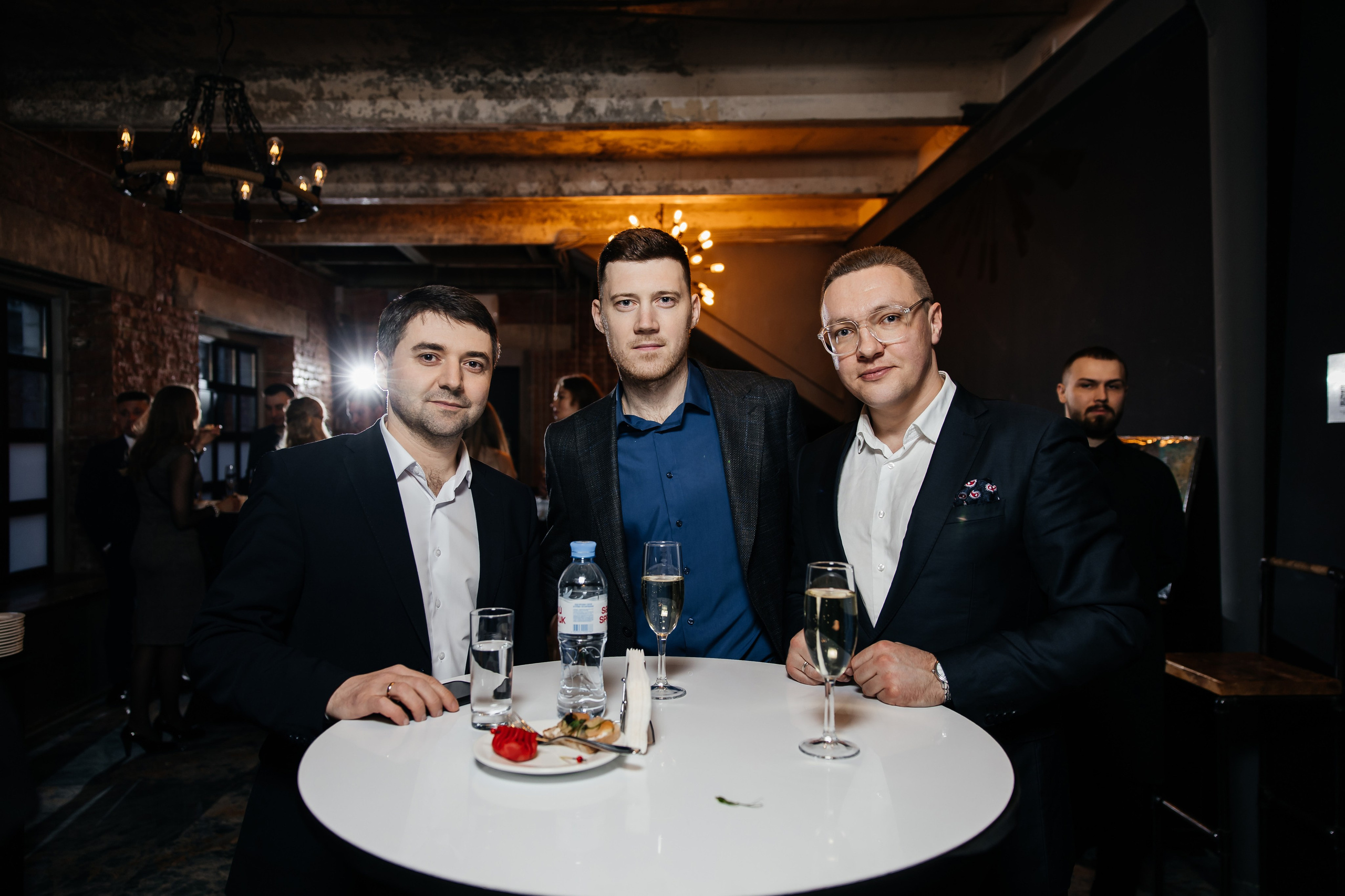 Фотограф на корпоратив. Фотограф, видеограф на свадьбу в Москве Никита Назаров