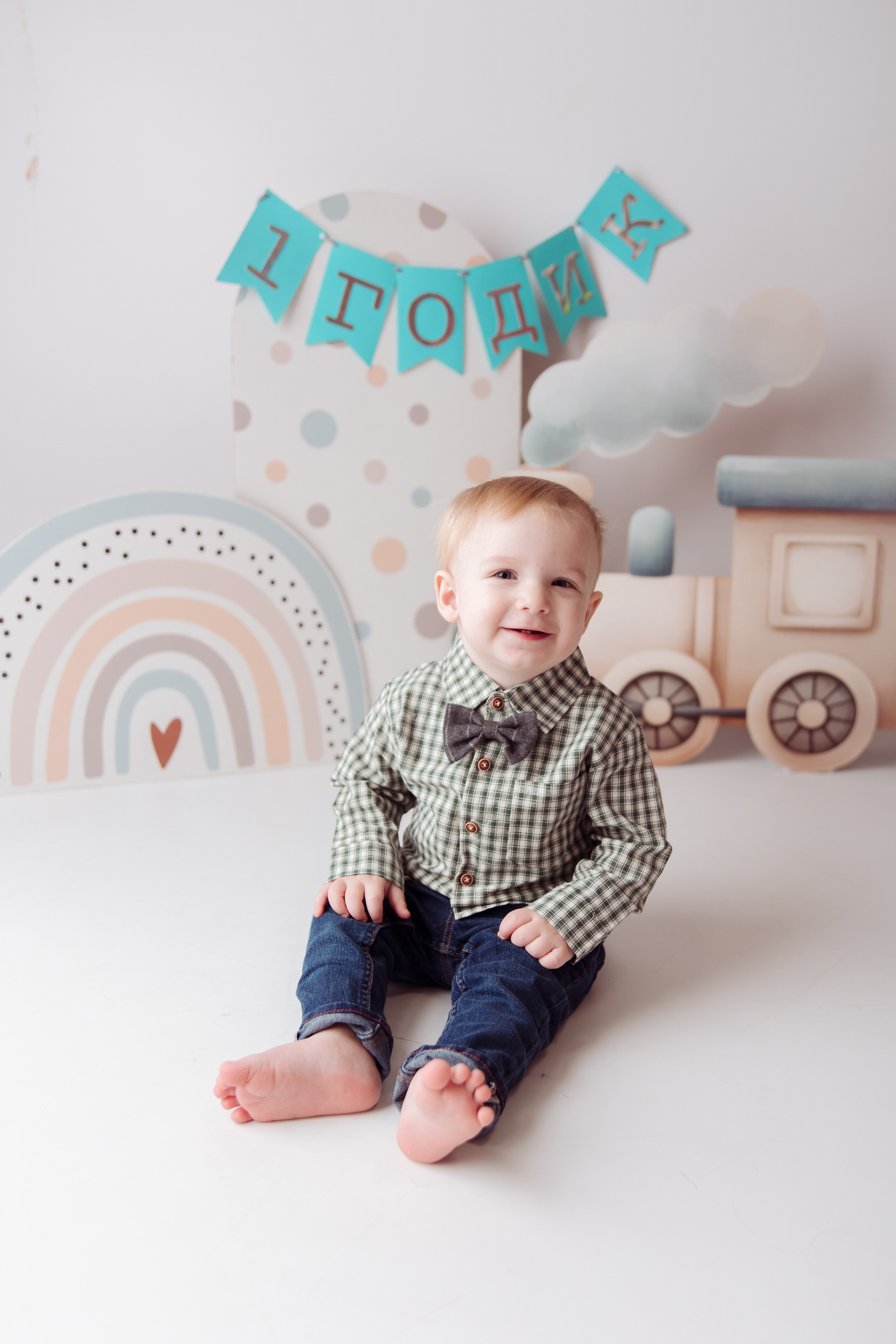 Праздничное оформление. Детский фотограф новорожденных Москва. годики под ключ. своя студия