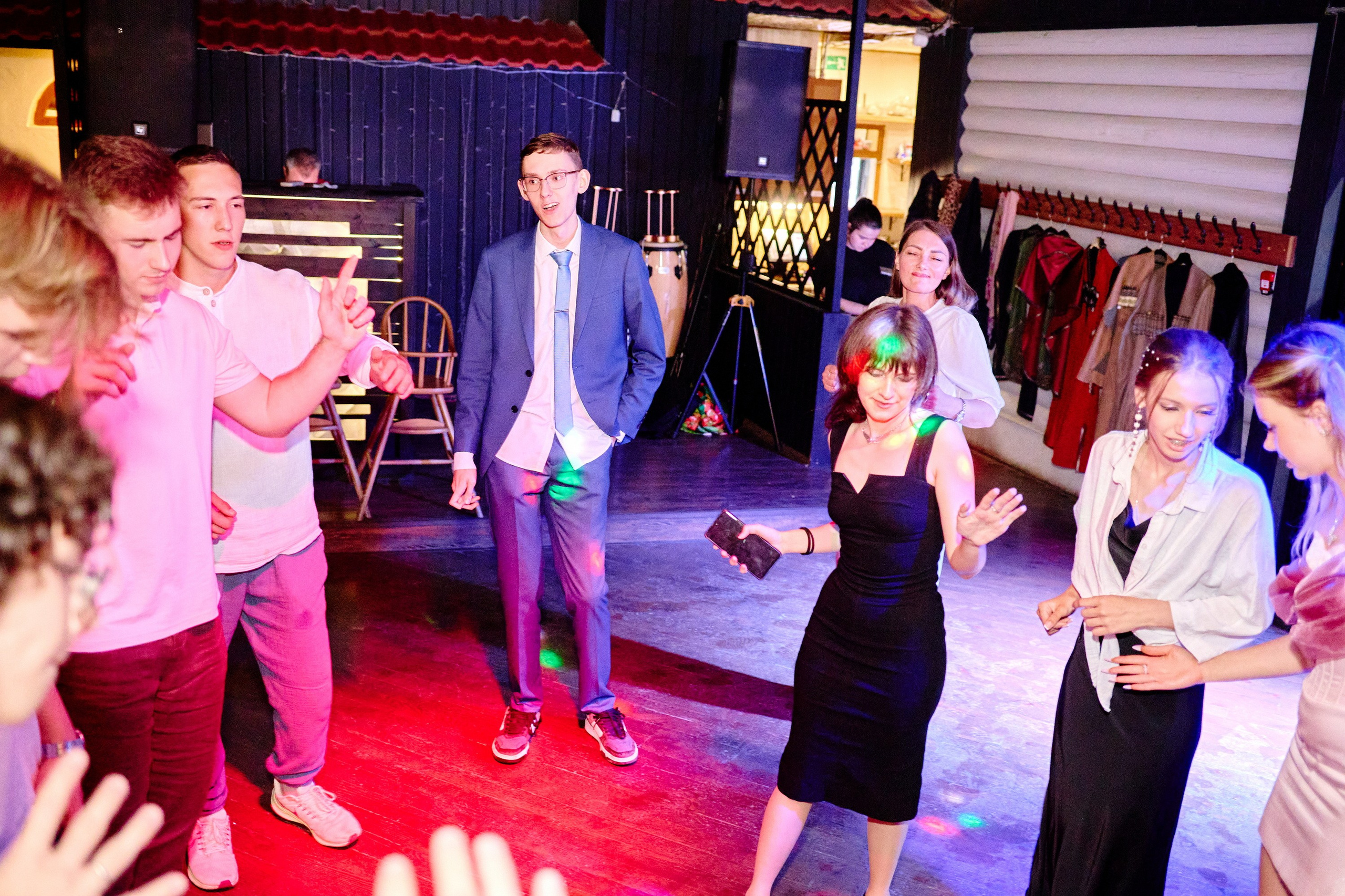 Выпускной 35 Сош. Фотограф Выпускные альбомы Таганрог Сергей Коробченко