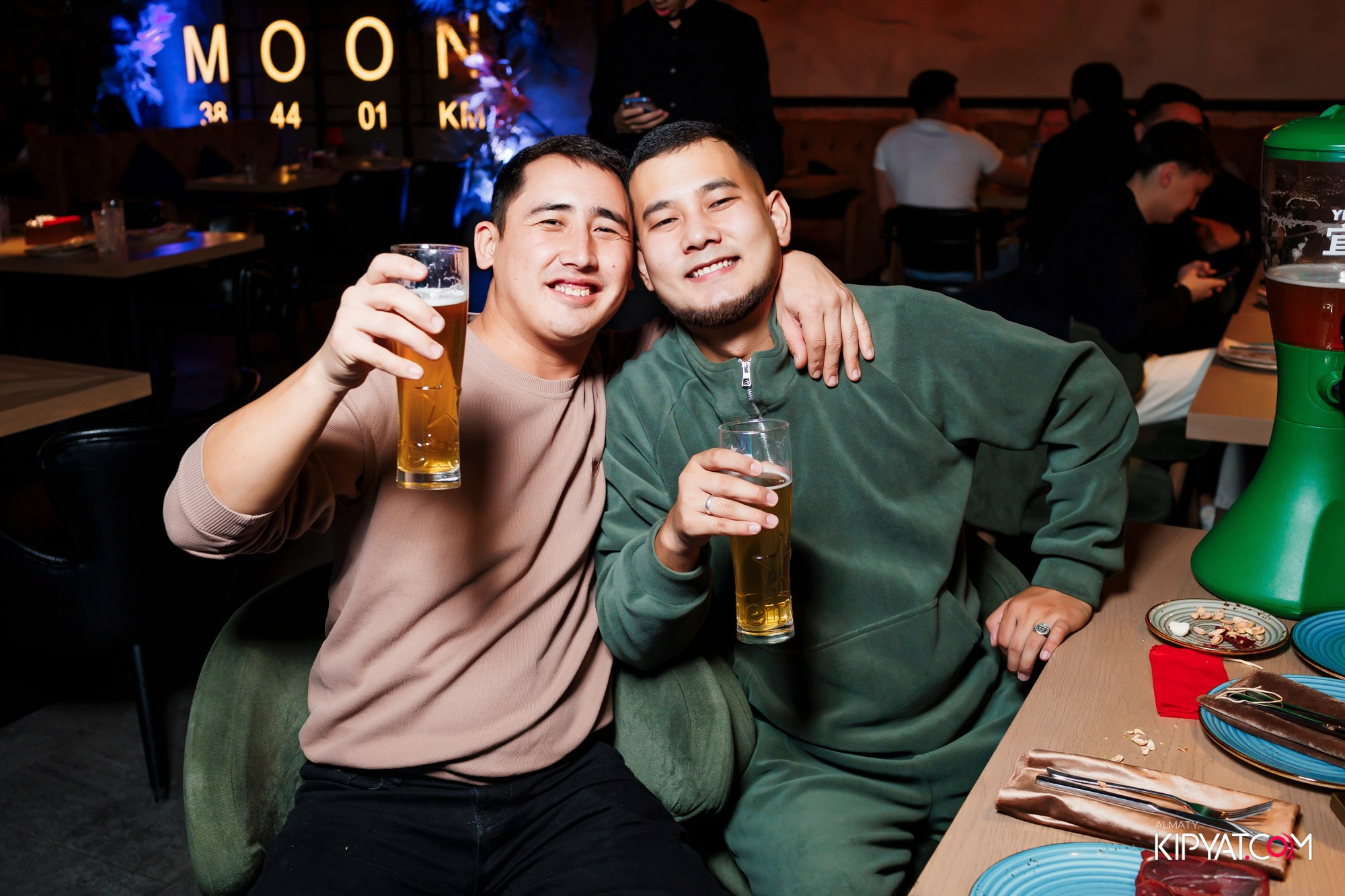 SPACE KARAOKE BAR. КИПЯТКОМ АЛМАТЫ! Фотосъемка мероприятий в Алматы