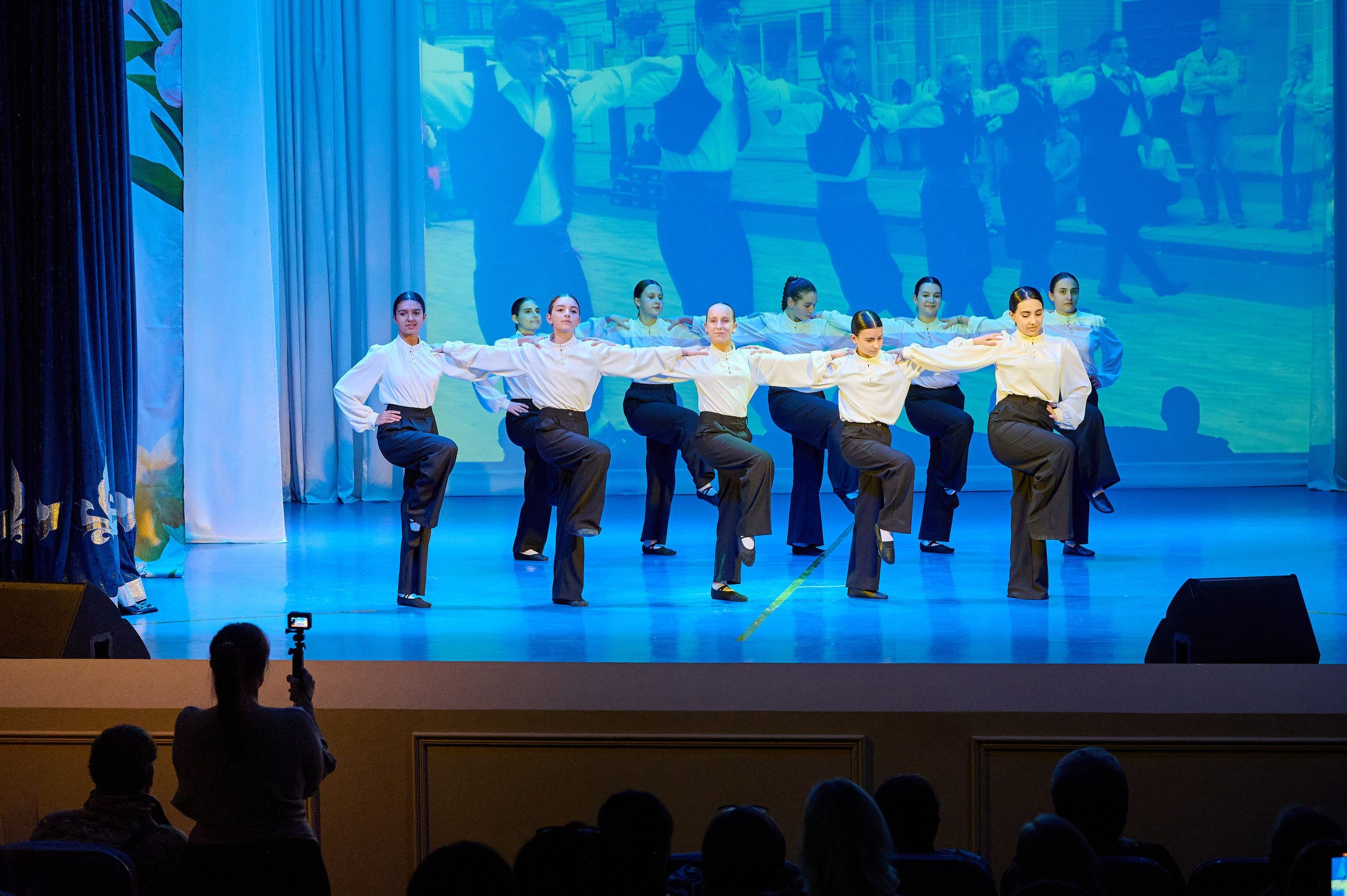 8 марта в Марьиной роще. Жизнь курорта Кабардинка в фотографиях