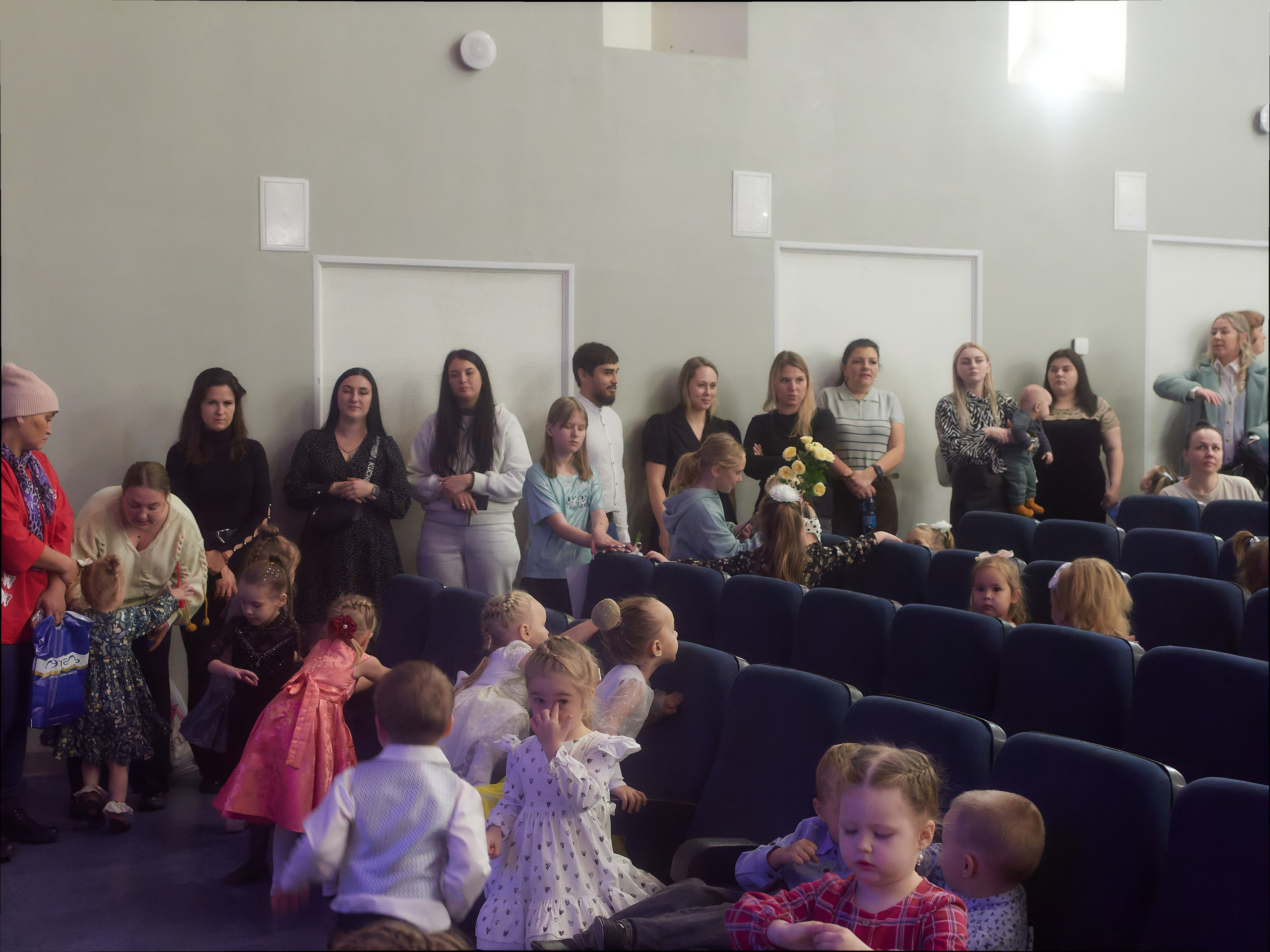 «Посвящение в студийцы». Семейный и детский фотограф в Междуреченск Олег Бамбульский