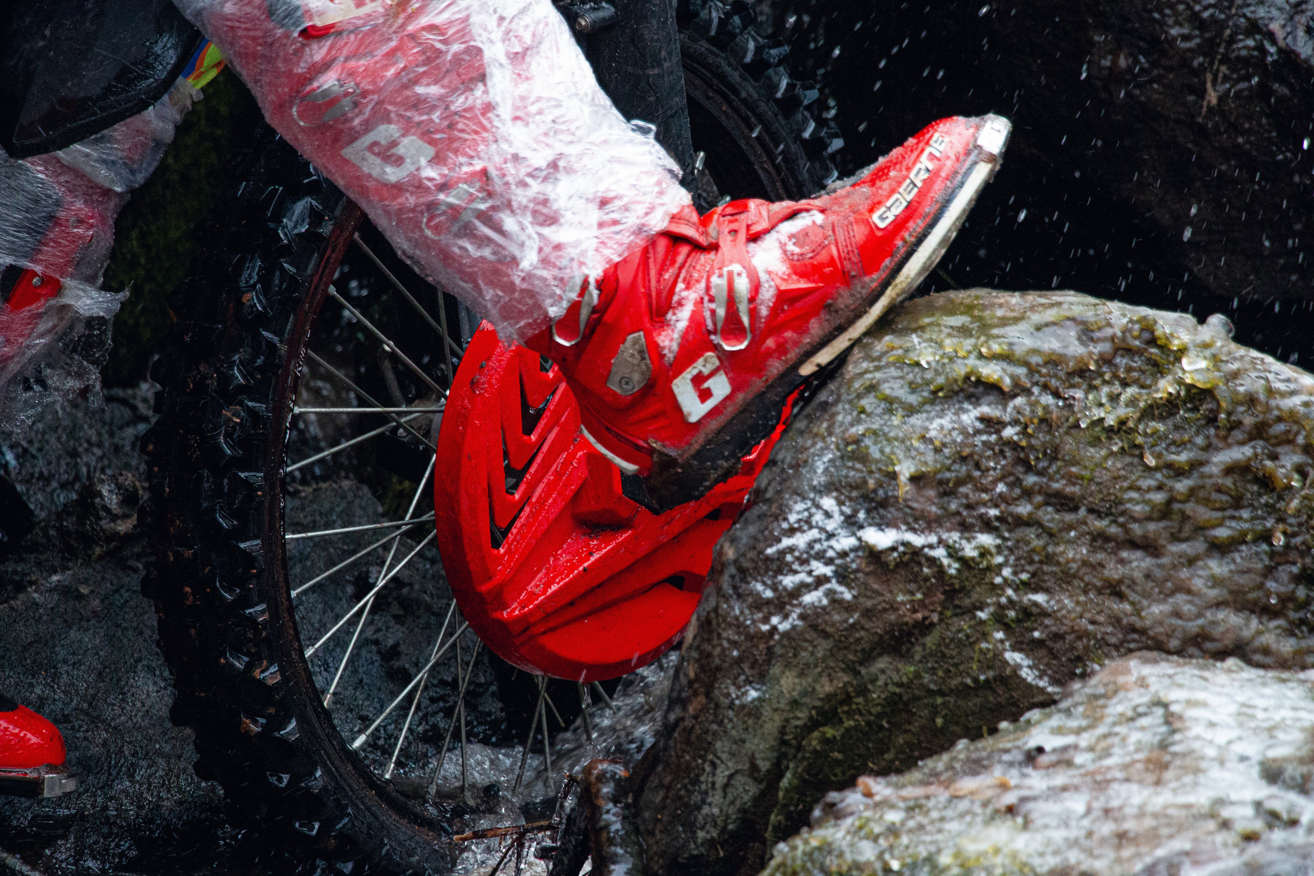 Эндуро-осень. Олег Романов. Мастер фото по спорту