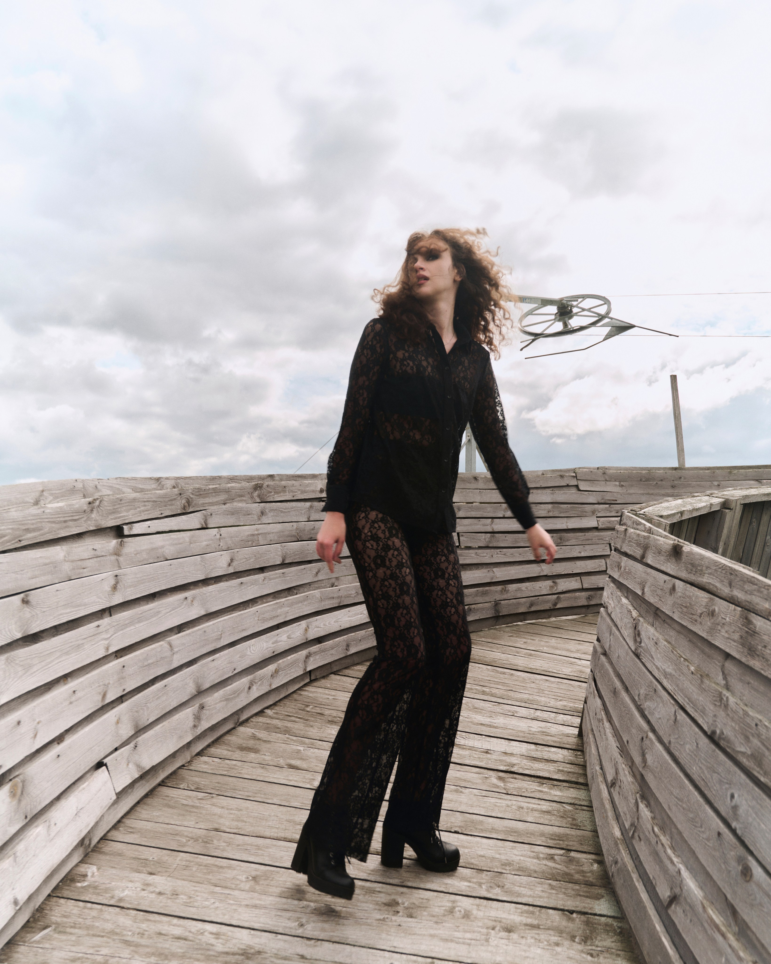 Julia. Z H U R A V L E V