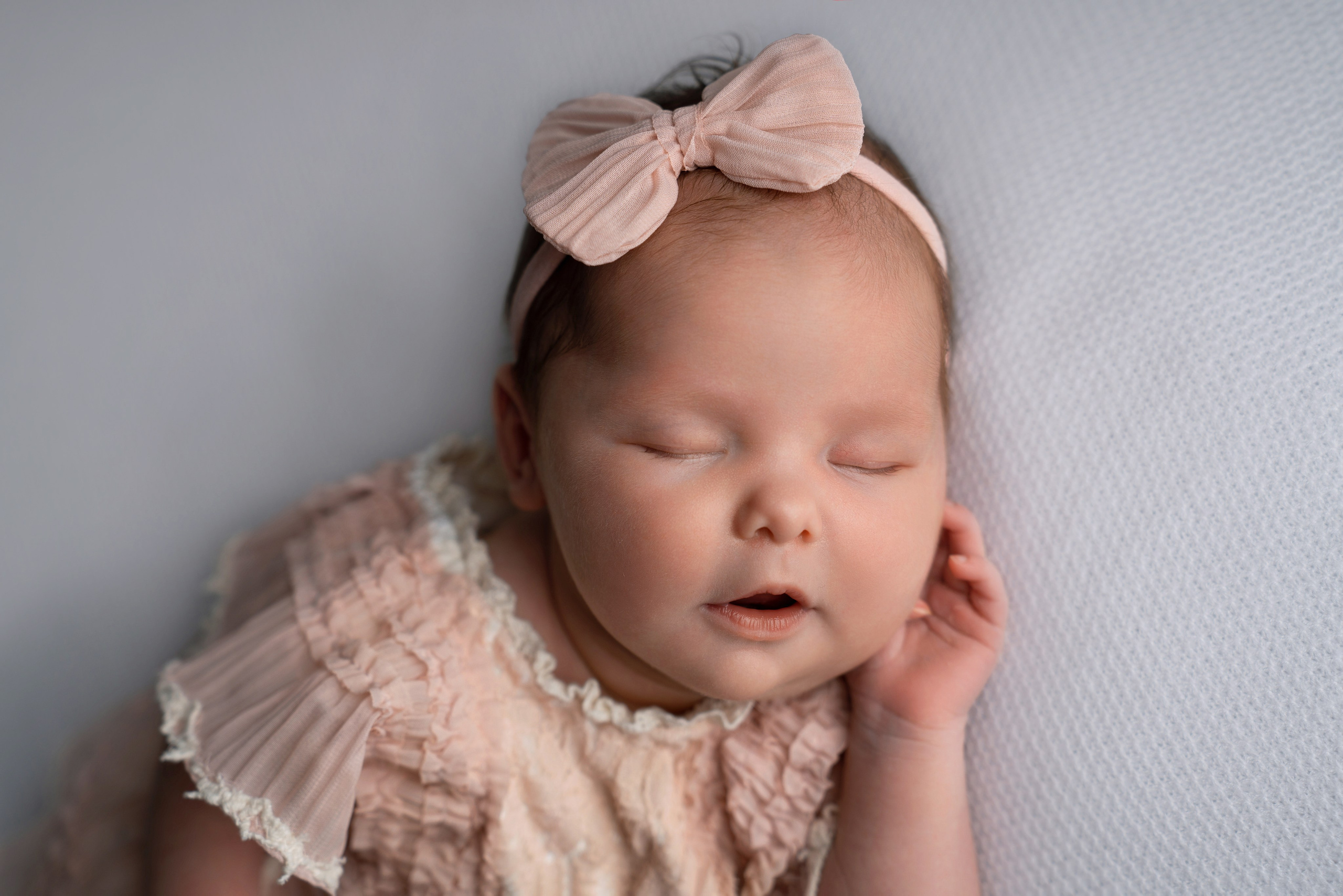 Ньюборн. Фотограф новорожденных Оренбург и свадебный фотограф Оренбург