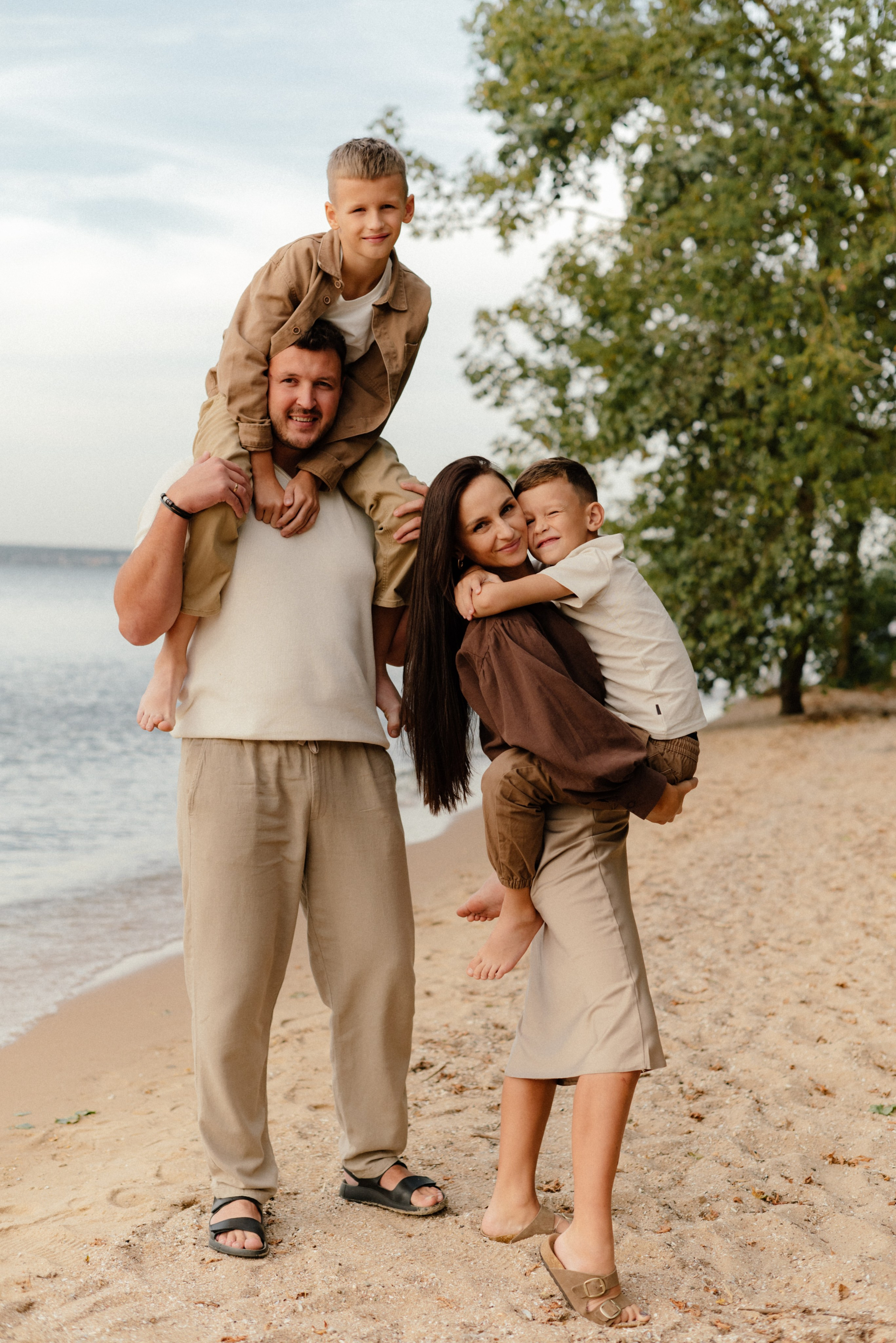 Большая семья на Минском. Фотограф в Минске Наталия Запорощенко