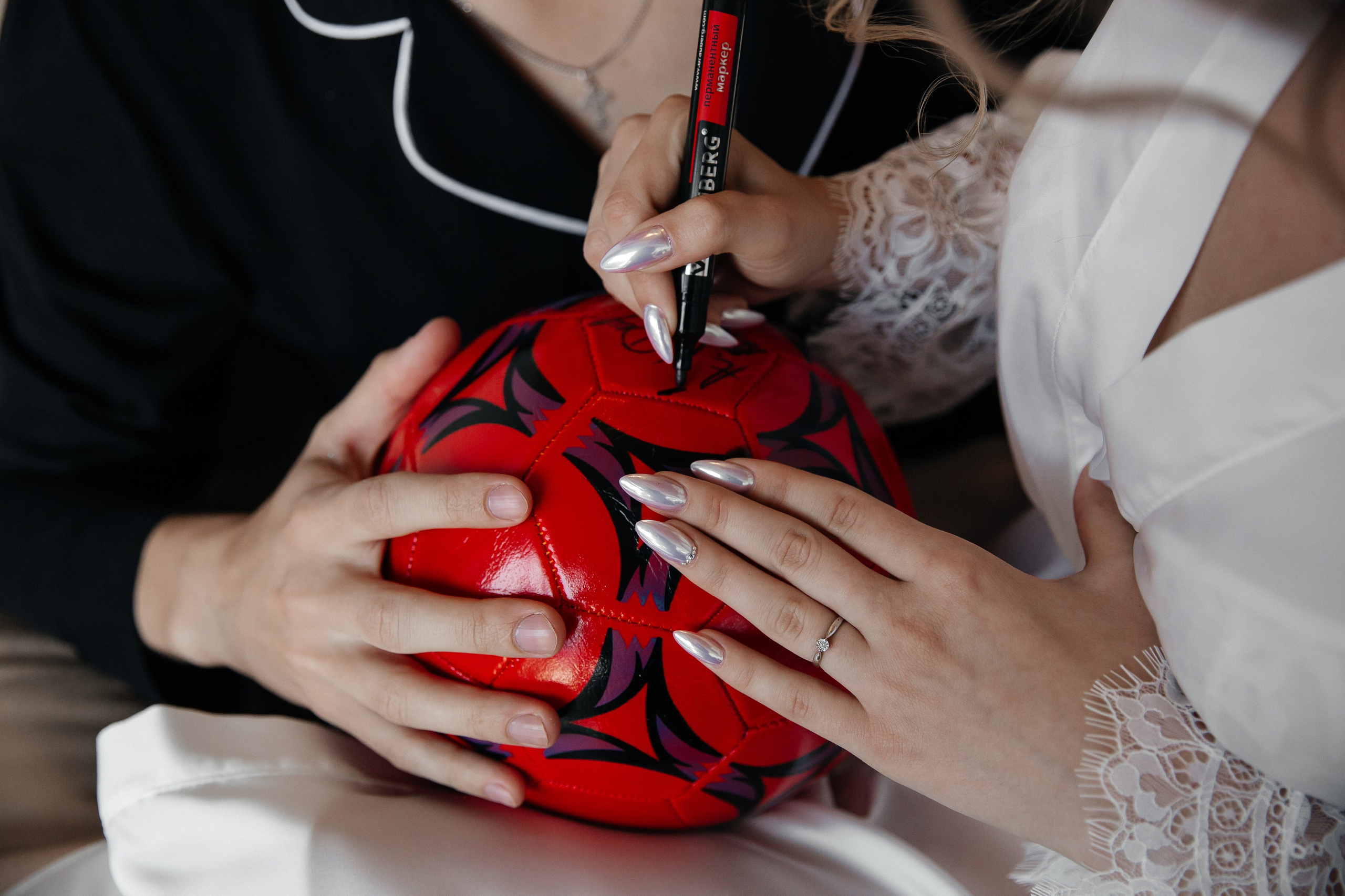 А&А — фотосессия на стадионе. Свадебный фотограф в Оренбурге Илья Володьков