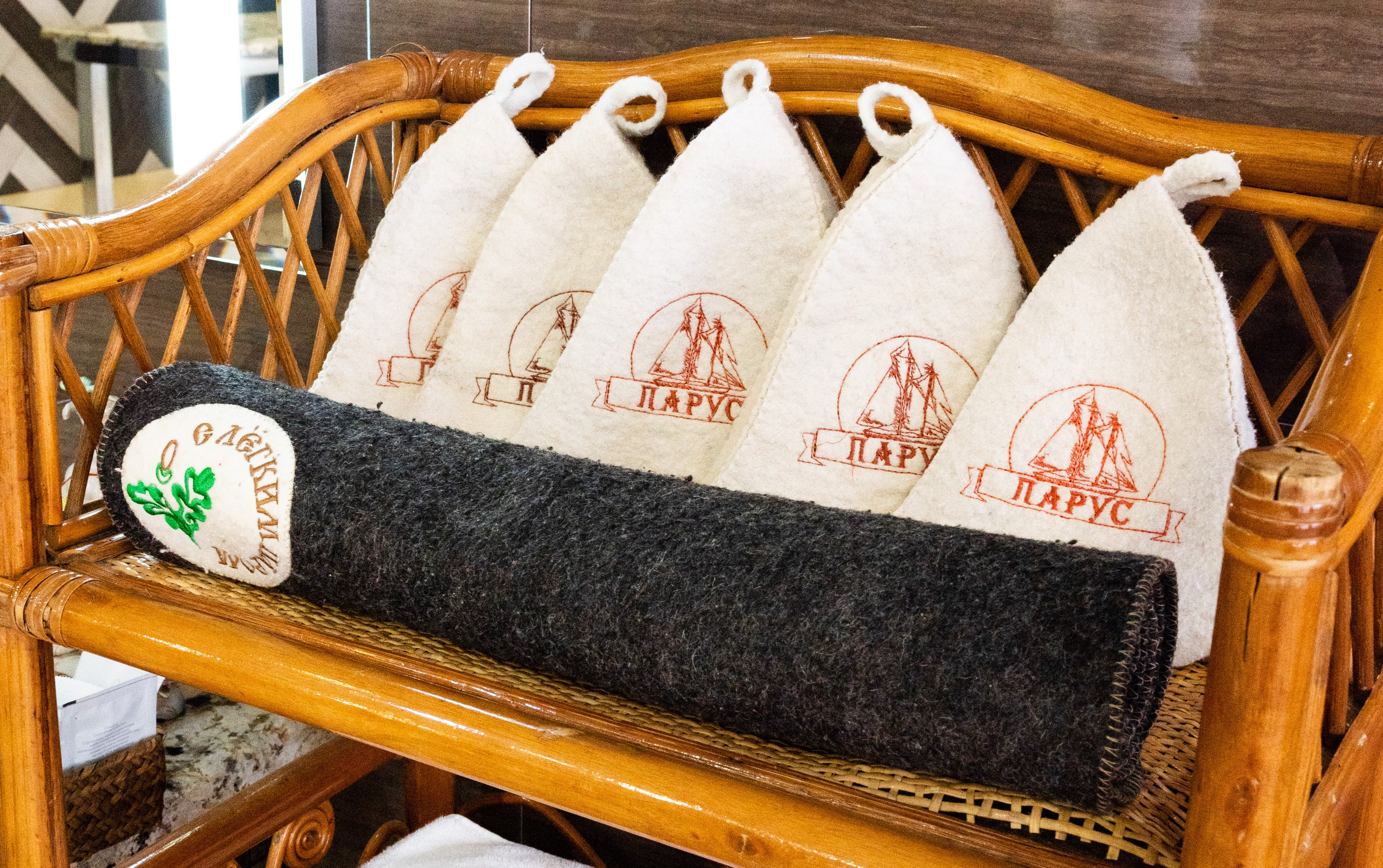 Интерьер. Отель бассейн и ресторан. Предметный фотограф, фото для маркетплейсов Пятигорск, КМВ