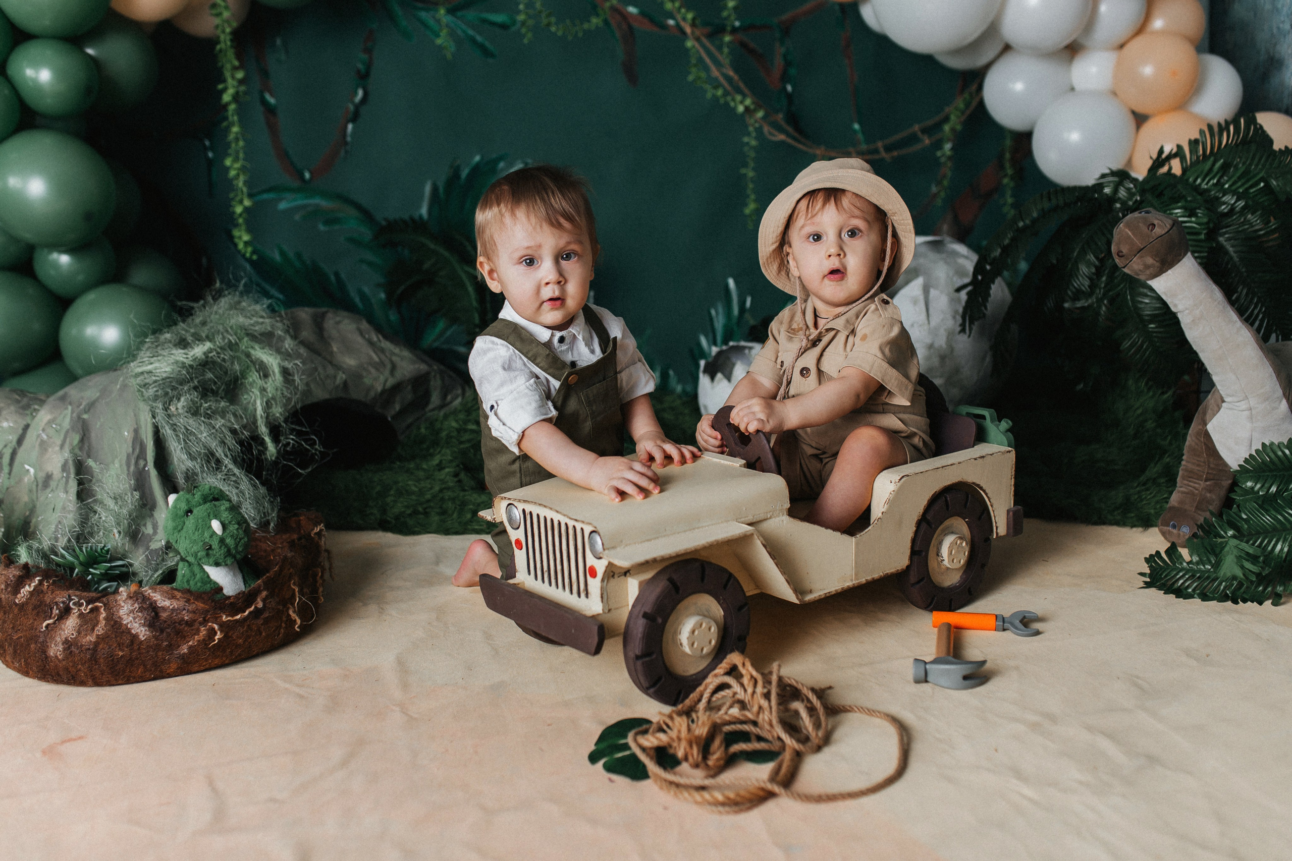 <img src="ml.jpg" alt="Фотосессия для детей в стиле сафари. Ульяновск.">