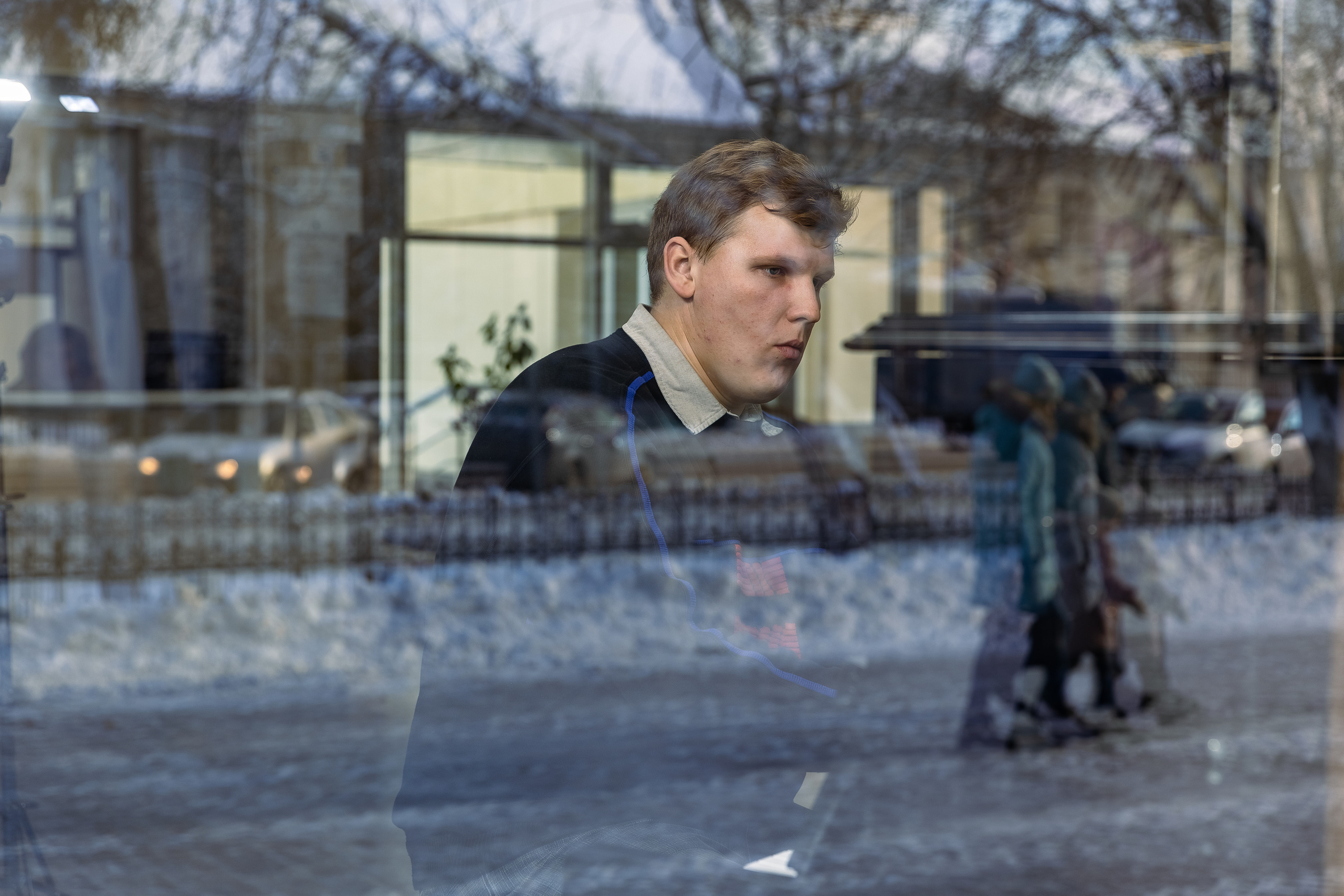 Деревенский пианист. Фотограф Виталий Верескун. Козельск-Калуга