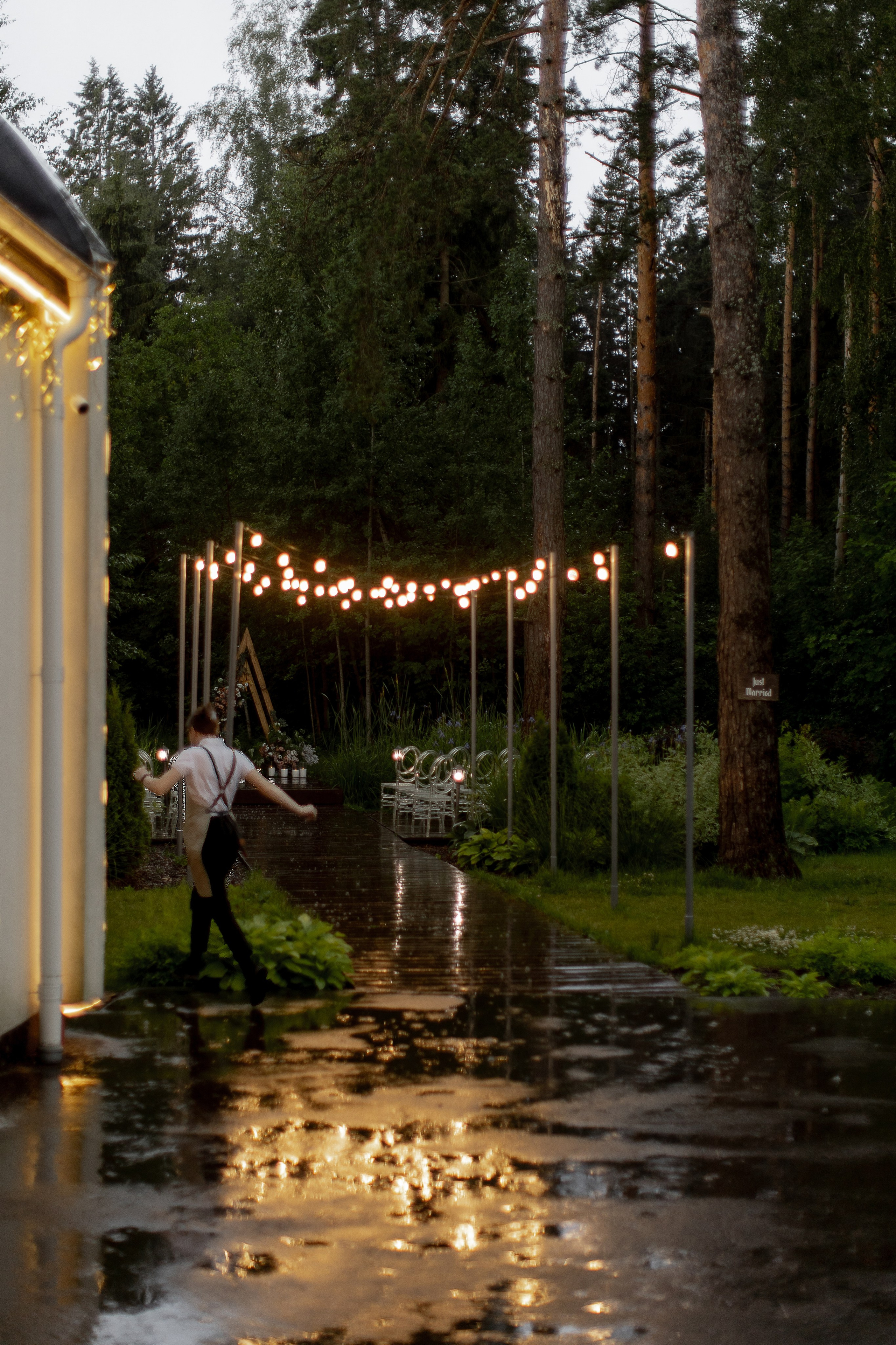 Один зонт, два сердца. Свадебный фотограф — Ефимов Сергей